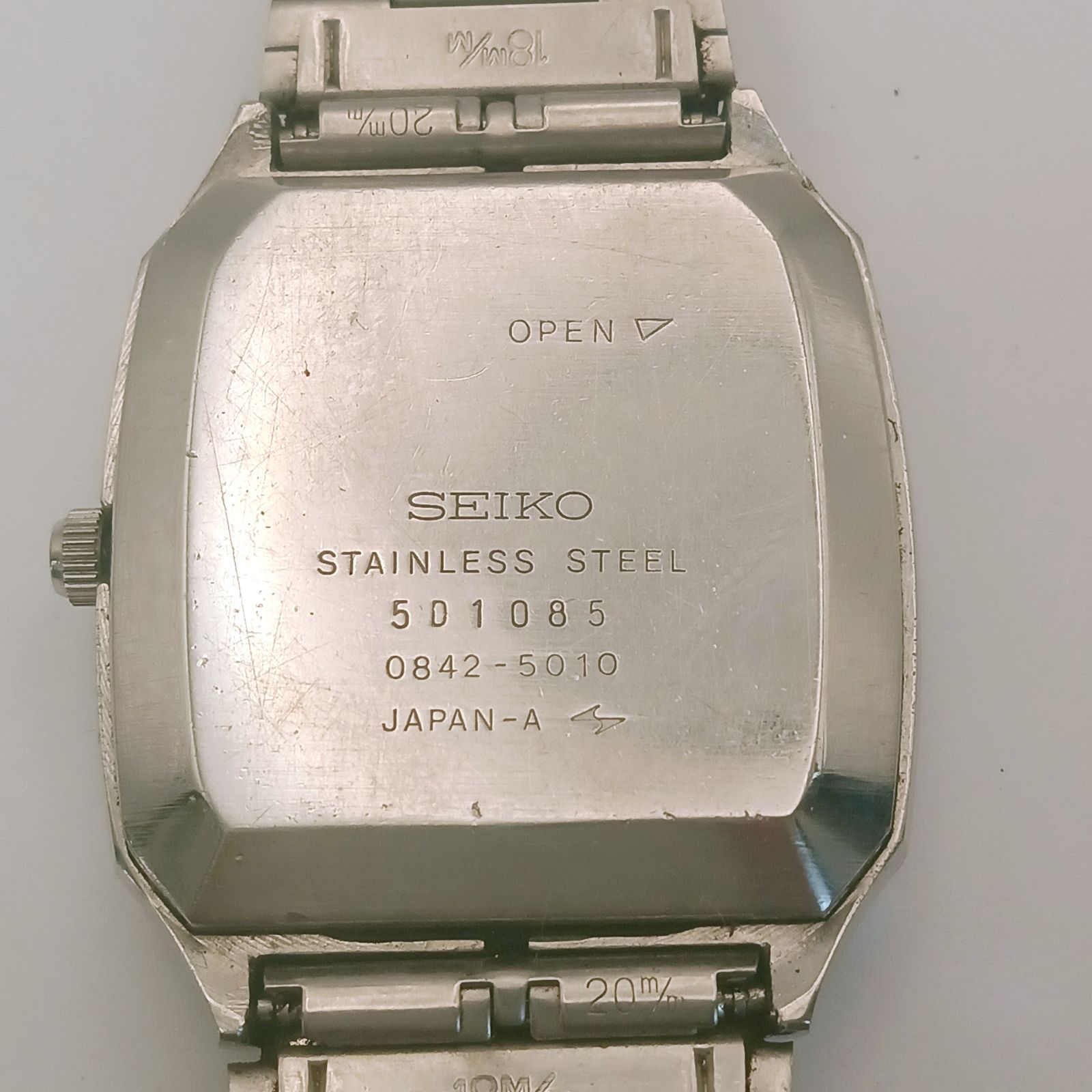 稼働 良品】0411-2 SEIKO セイコー 0842-5010 メンズ腕時計 クォーツ 