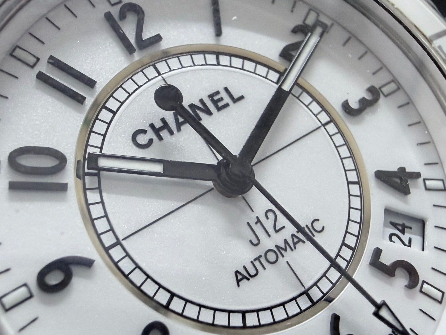 正規品】CHANEL シャネル J12 38MM H0970 ホワイト セラミック 保証書 