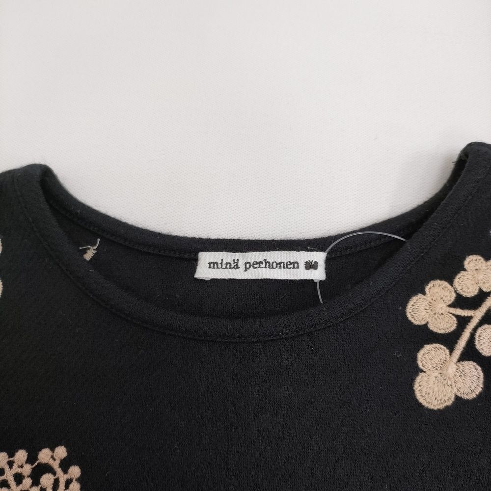 ミナペルホネン ニット フォレストパレード 黒 ファッション ゆったり