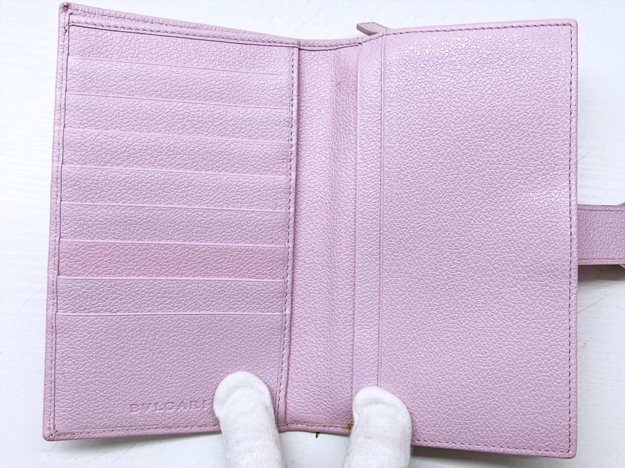 【美品】ブルガリ　コローレ　サークル　シルバー　折り財布　二つ折り財布　ブラック 使用感なし 美品 BVLGARI ブルガリ コローレ サークルロゴ 二つ折り