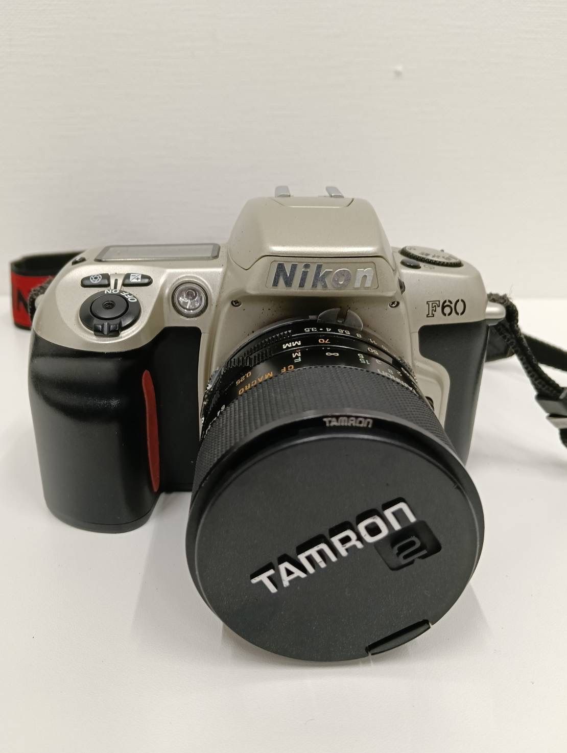 品】 Nikonニコン F60 フィルムカメラ 一眼レフ & TAMRONタムロン