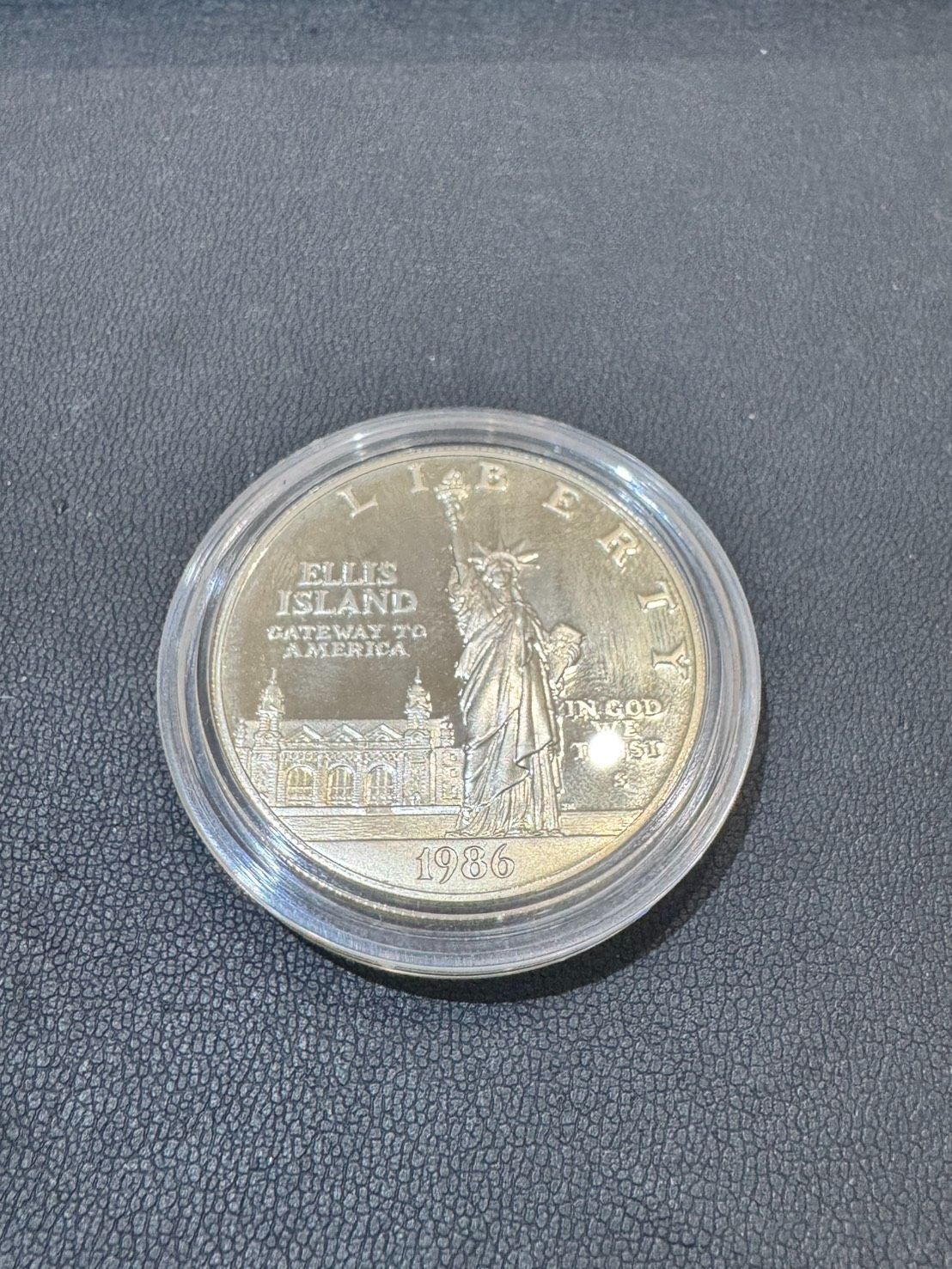 メーカー直売】の商品をすべて ツ*ク様 自由の女神 銀製 貨幣 メダル