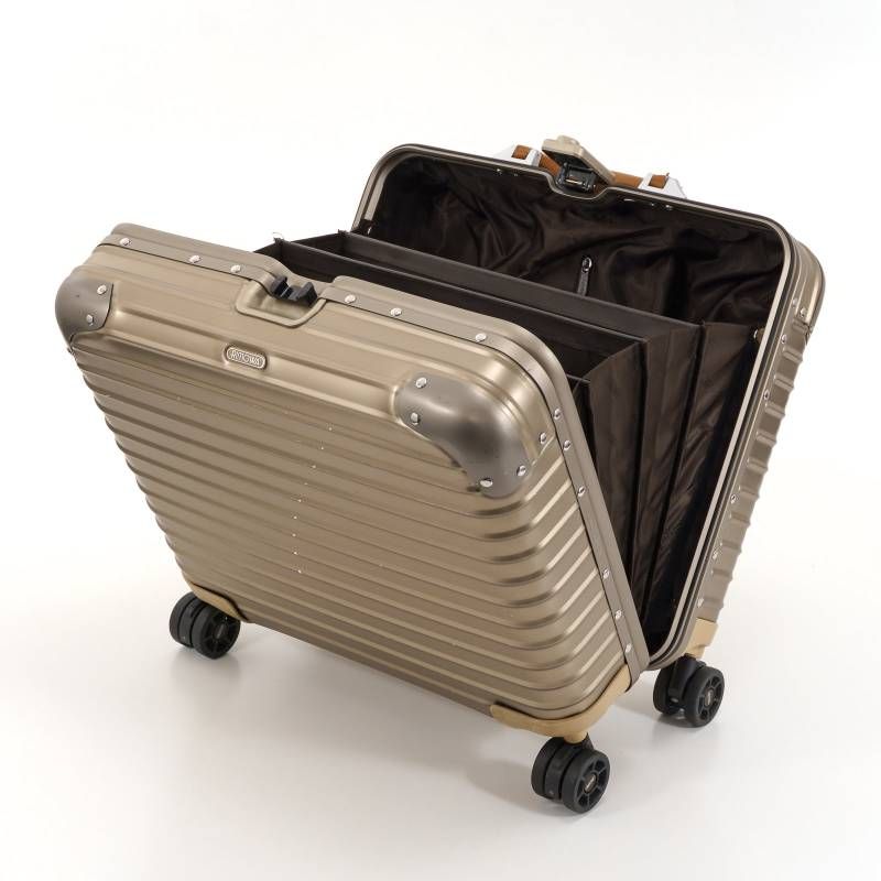 美品 リモワ トパーズ 26L 機内持ち込み 4輪 TSAロック チタニウム RIMOWA リモワ TOPAS トパーズ 26L 機内持ち込み 4輪 TSAロック