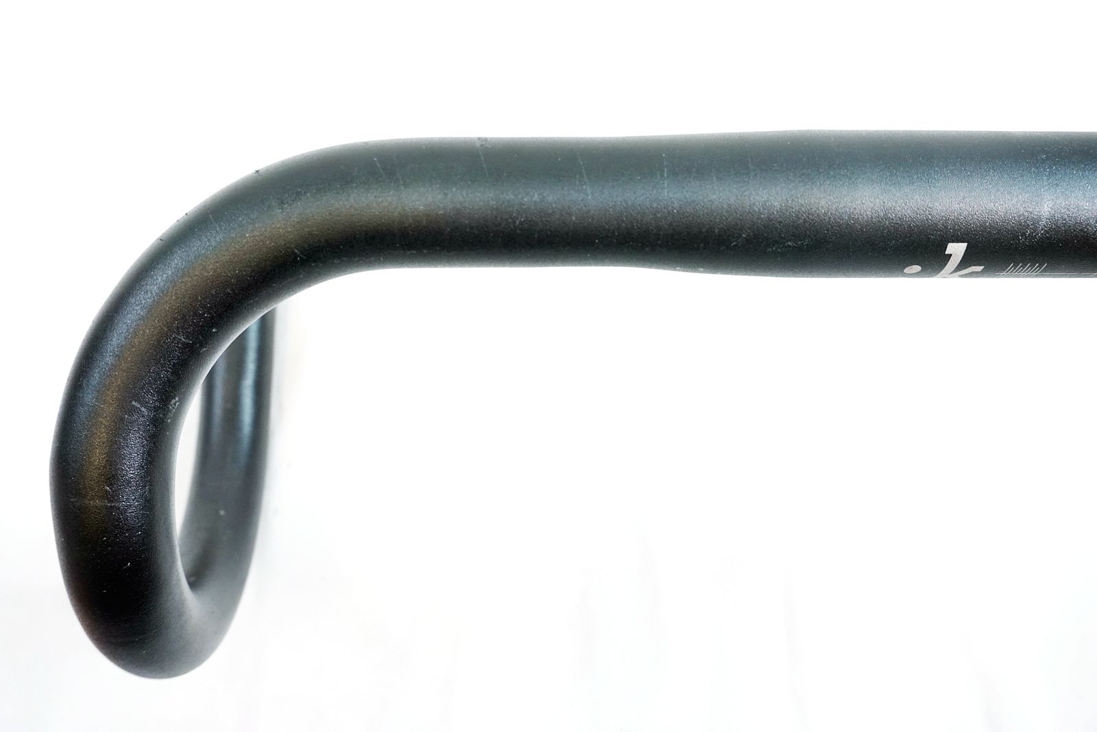 FIZIK 「フィジーク」 CYRANO Φ31.8 420mm ハンドル / バイチャリ有明 