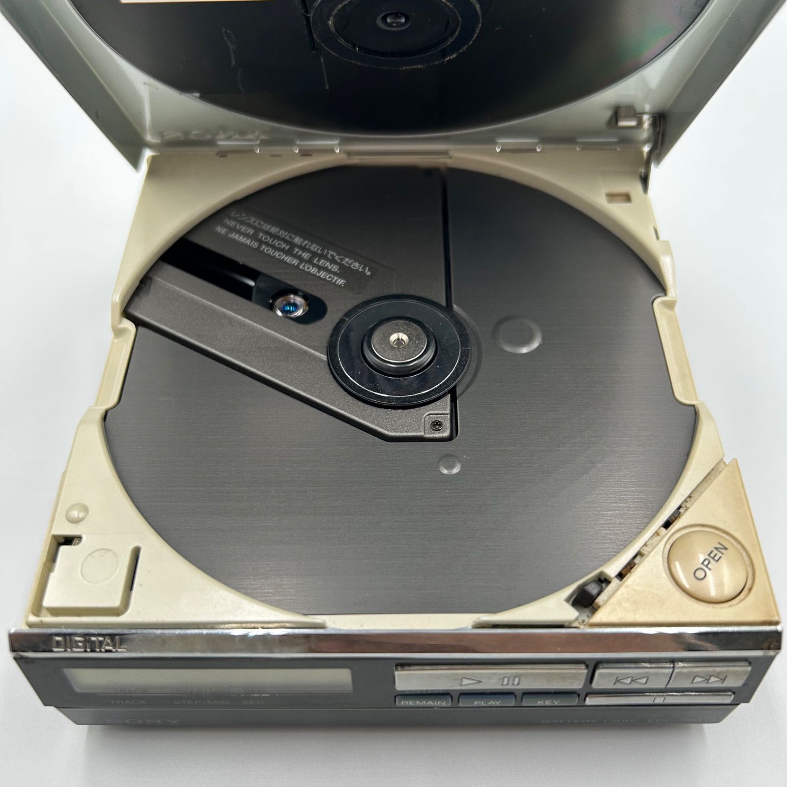 【ジャンク品】ソニー Discman D-50 MkⅡ EBP-380 Sony Discman D50 Mk2 CD Player Portable Vintage w/EBP380 Battery