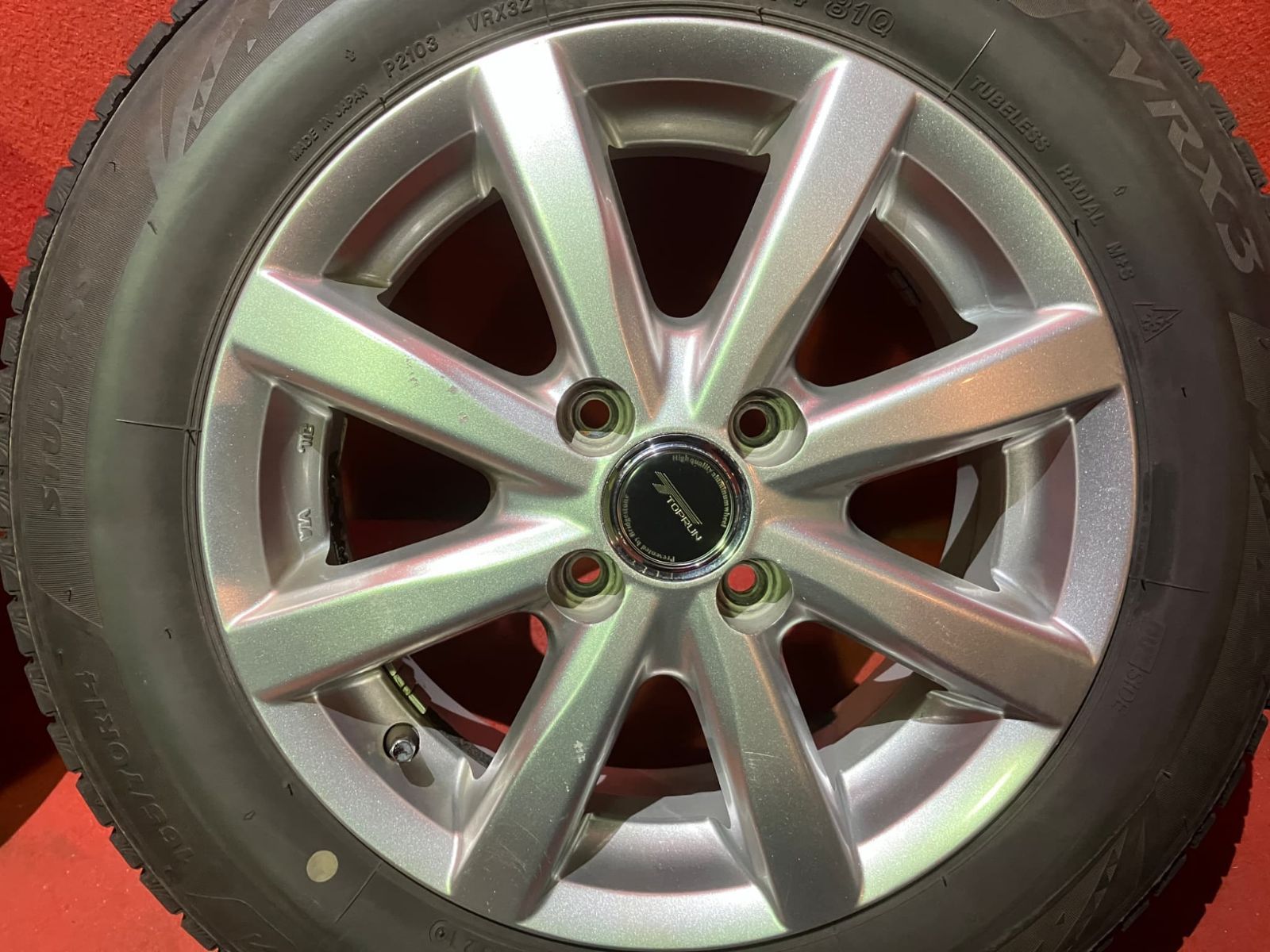 中古スタッドレスタイヤホイールセット【165/70R14 BRIDGESTONE VRX3