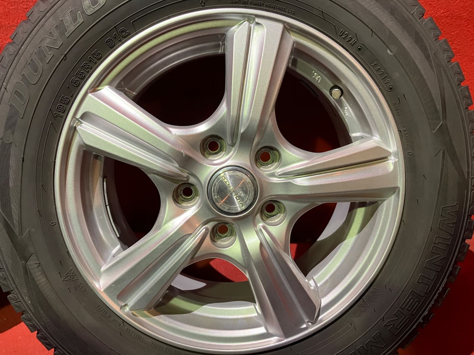 中古スタッドレスタイヤホイールセット【195/65R15 DUNLOP WM02】[15x6 