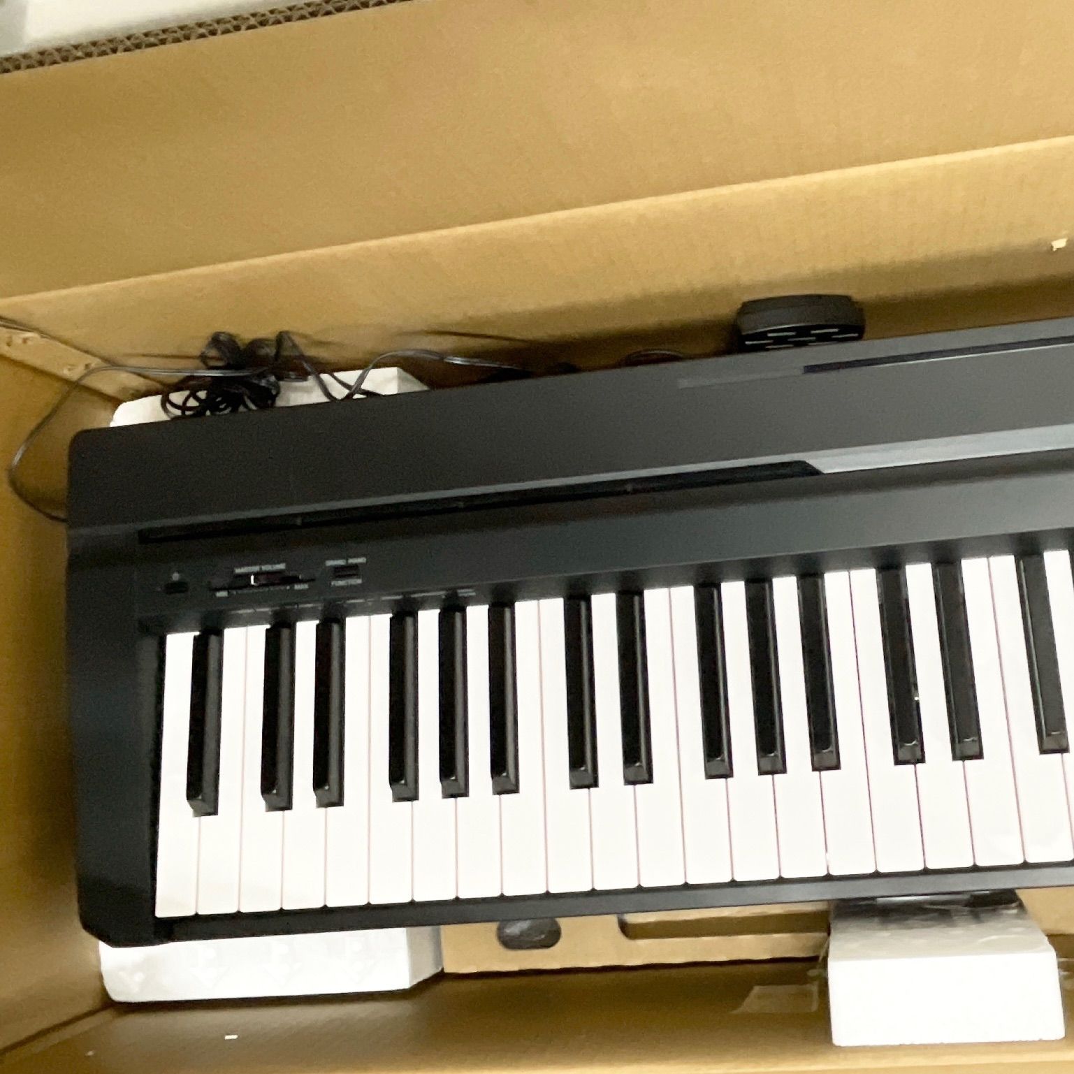 YAMAHA ヤマハ電子ピアノP-45B(ブラック) 【Aランク】632 - メルカリ 