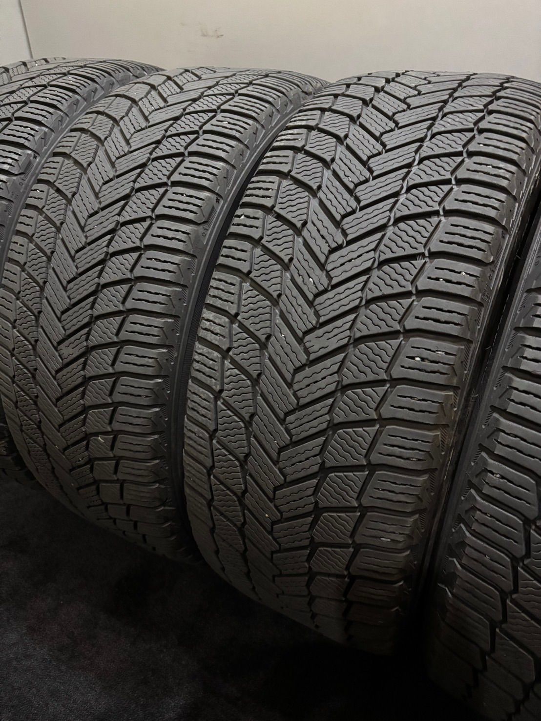 ☆235/55R18 MICHELIN/X-ICE SNOW SUV 21年製 スタッドレス 4本 