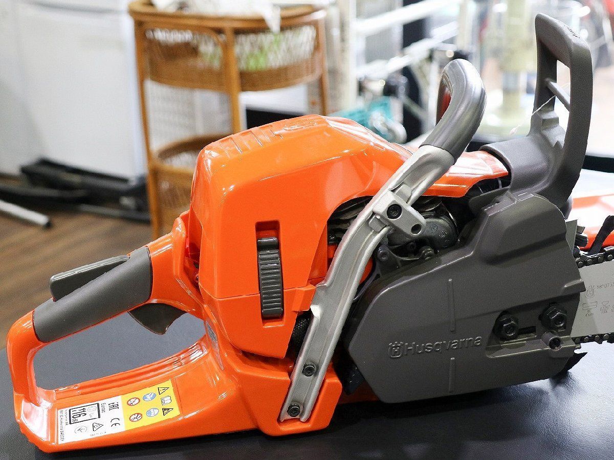 質Banana】未使用展示品 Husqvarna/ハスクバーナ チェンソー 545 Mark2 