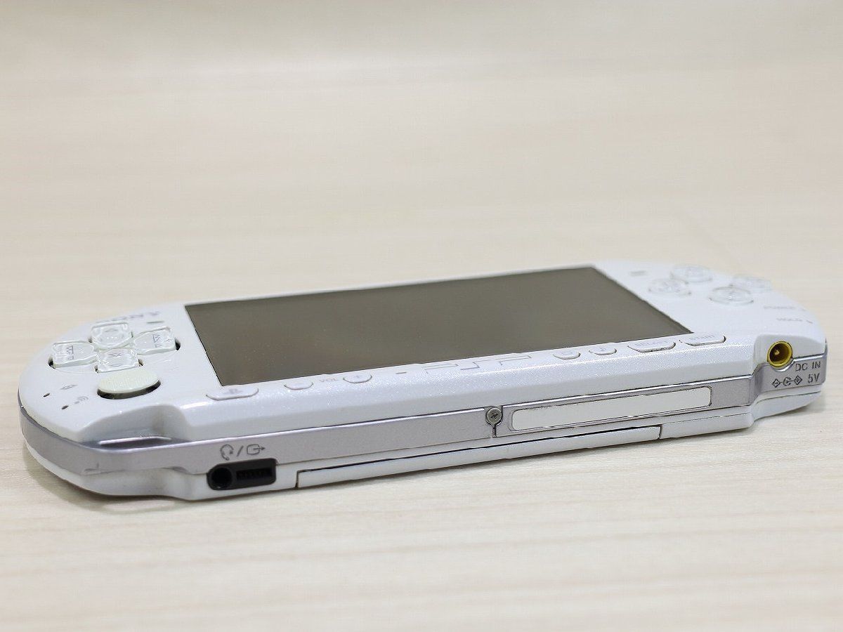 質Banana】ジャンク品 SONY/ソニー PSP3000 ホワイト ポータブルゲーム 