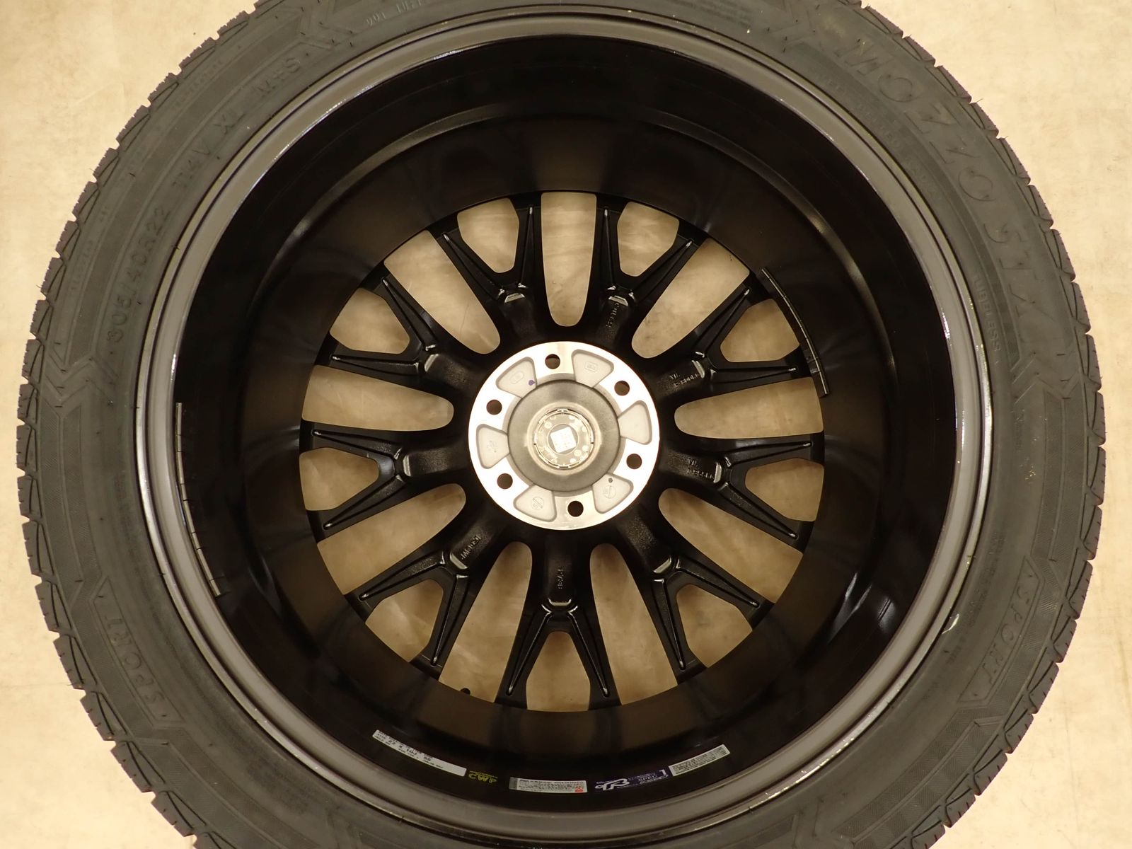 新品夏4本 2025年製 会社宛 送料無料 305/40R22×8.5J DURATURN MOZZO 