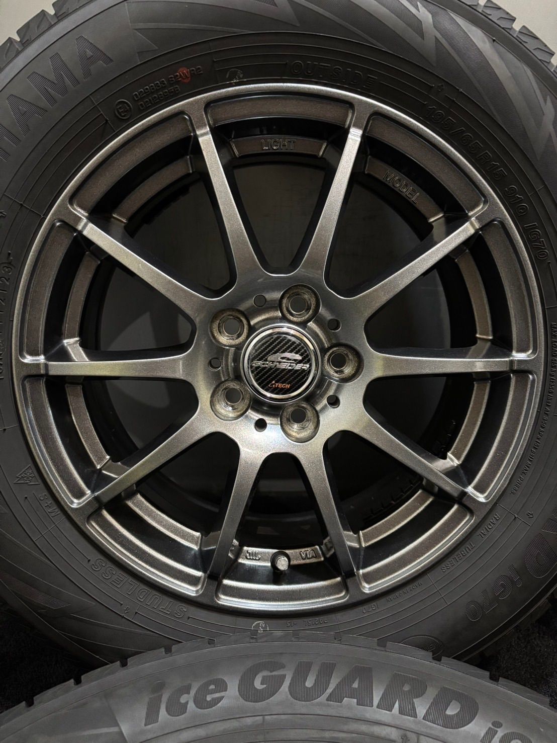 ☆195/65R15 YOKOHAMA/ice GUARD iG70 23年製 SCHNEIDER 15インチ 6J + 
