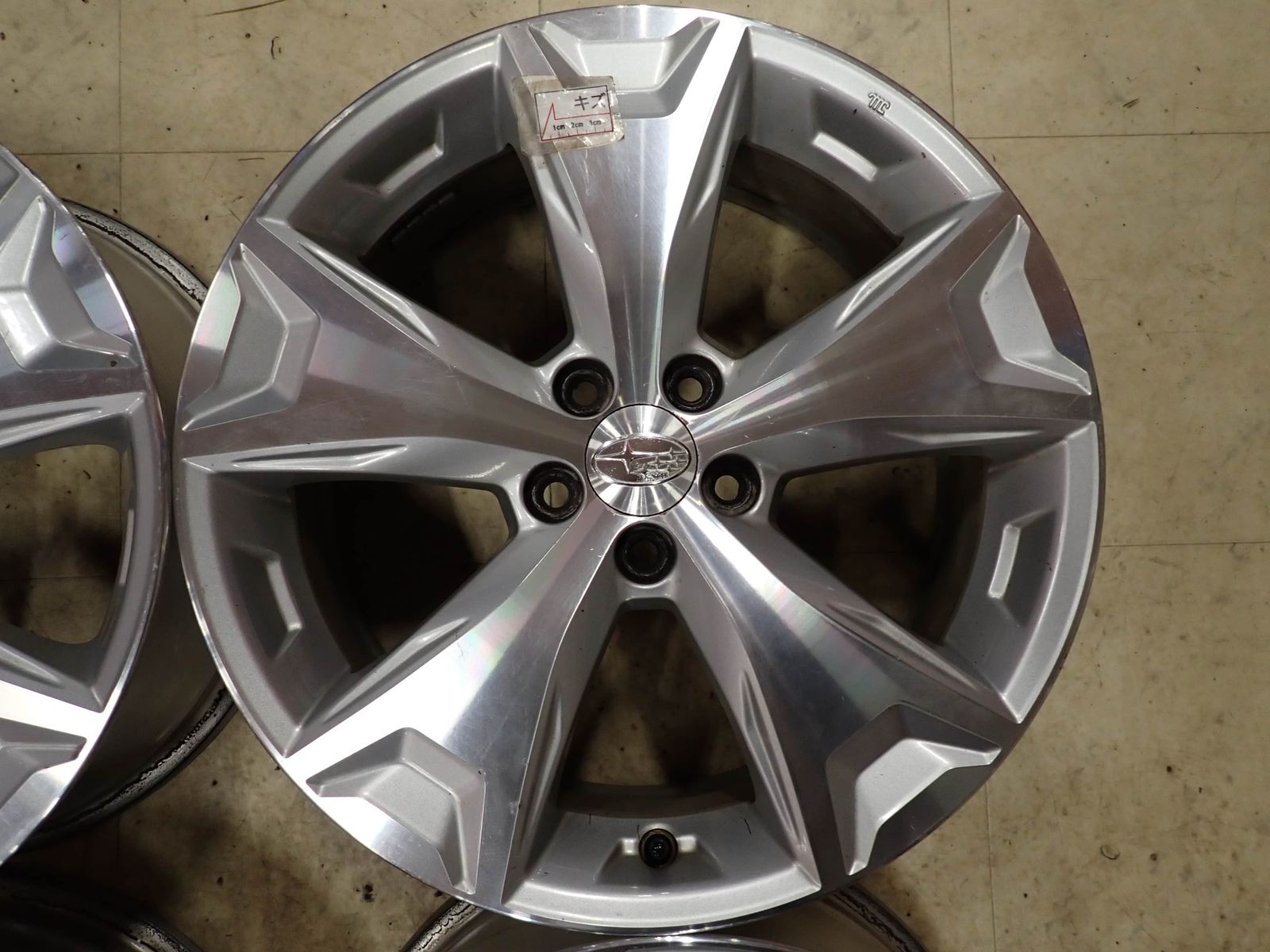 4本SET 会社宛 送料無料 17×7J スバル フォレスター 純正 アルミ 5穴 