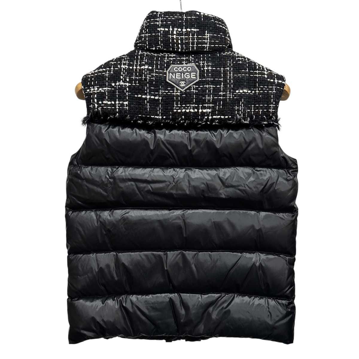 【美品】CHANEL シャネル ダウンベスト イタリア製 CHANEL(シャネル) ダウンベスト(レディース) - ブランド通販のBUYMA