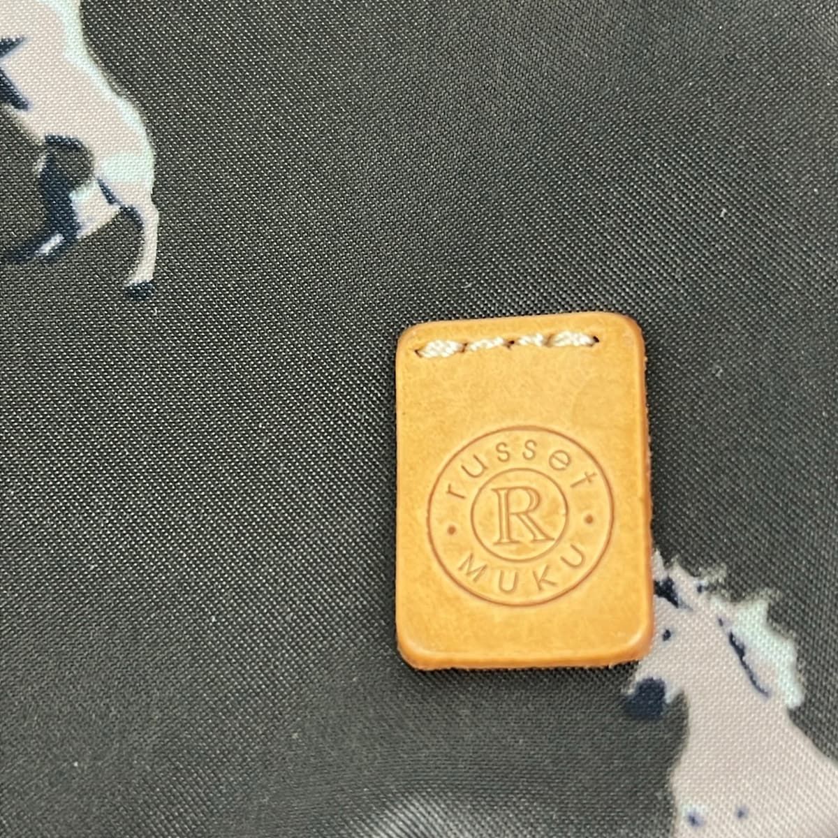 russet(ラシット) ショルダーバッグ - ダークブラウン×ライトブラウン×マルチ 馬柄/斜めがけ/スマホポシェット/MUKU russet(ラシット) ショルダーバッグ - ダークブラウン×ライトブラウン