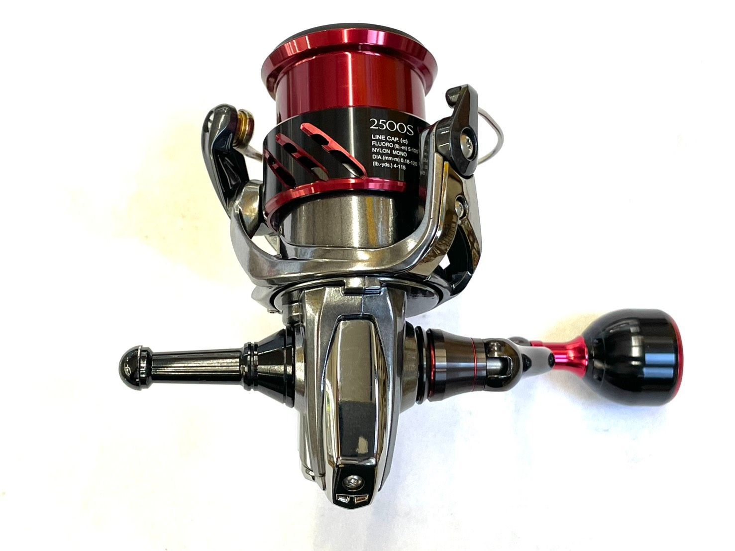 SHIMANOSTRADIC4000HGMスピニングリール　ゴメクサスノブ交換済 ゴメクサス Gomexus リール ハンドルノブ 38mm 45mm アルミ シマノ