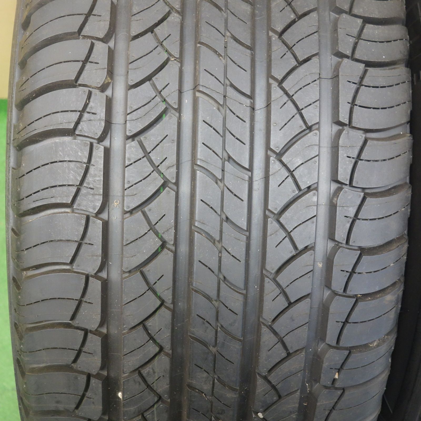 新車外し MICHELIN LATITUDE TOUR HP 265/60R18 18インチ 夏タイヤ 4本