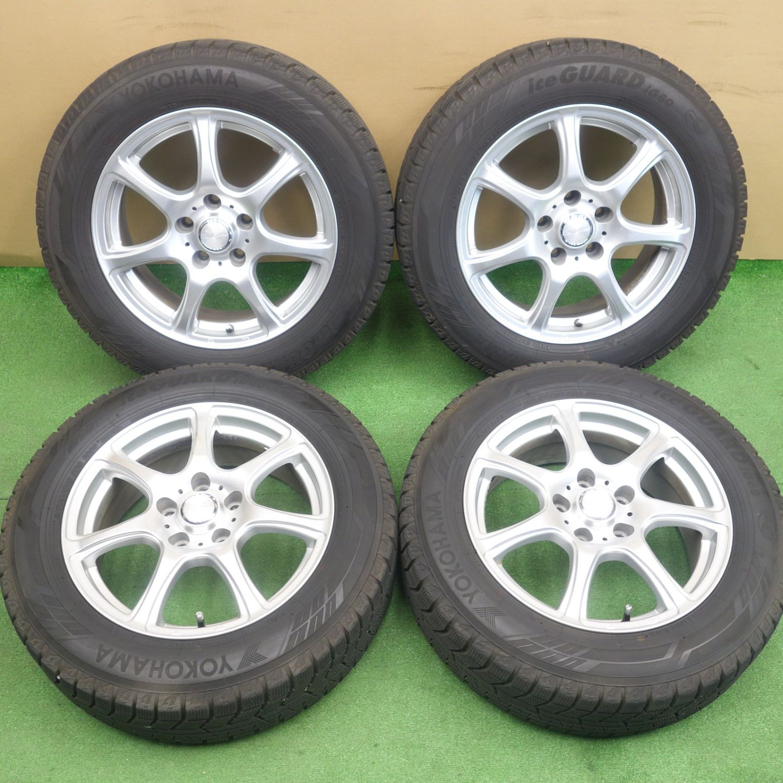 バリ溝！22年！キレイ！9.5分☆スタッドレス 205/60R16 ヨコハマ 