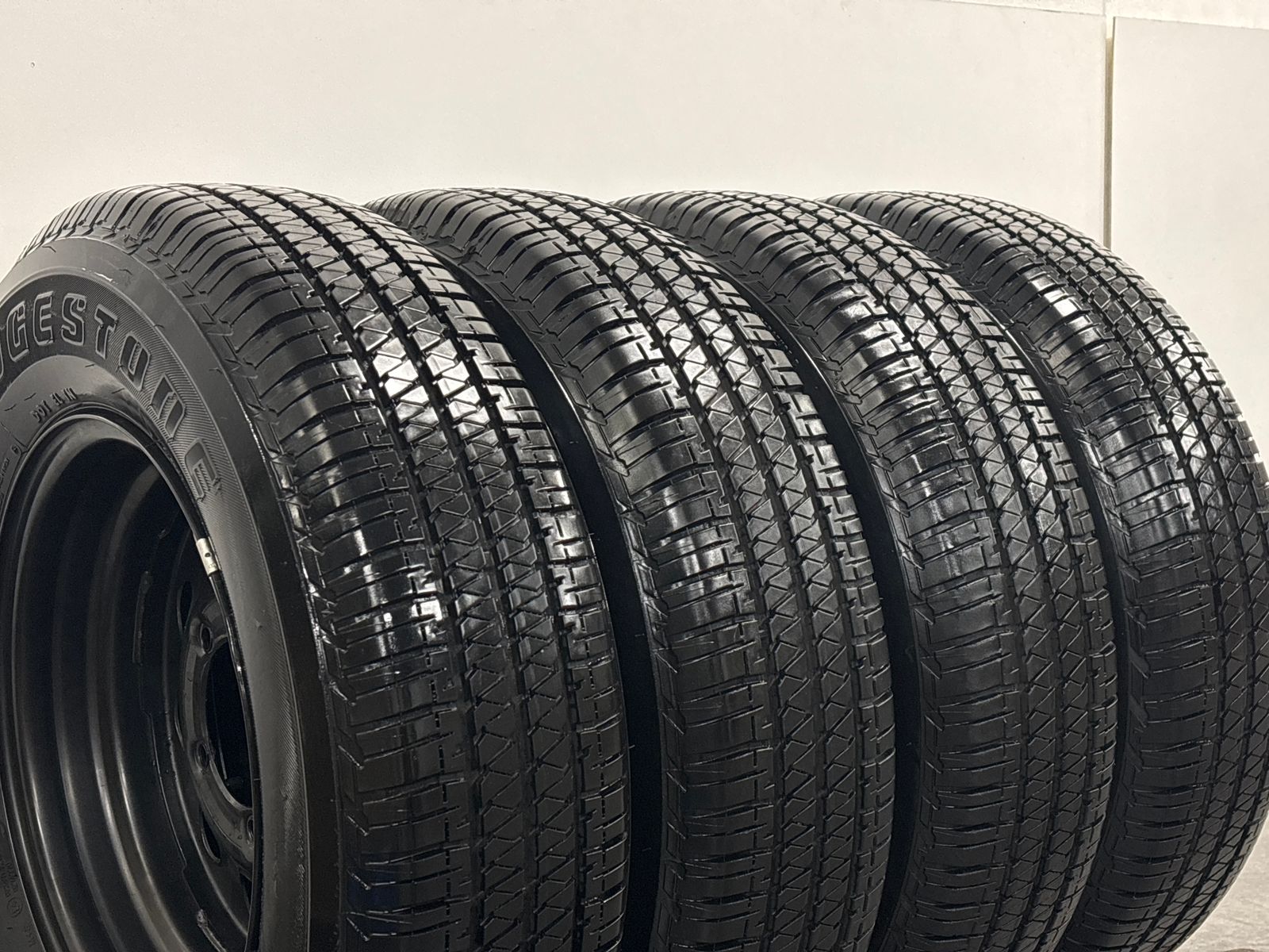 美品 バリ溝】スズキ ジムニーシエラ 純正 15in 5.5J +5 PCD139.7 