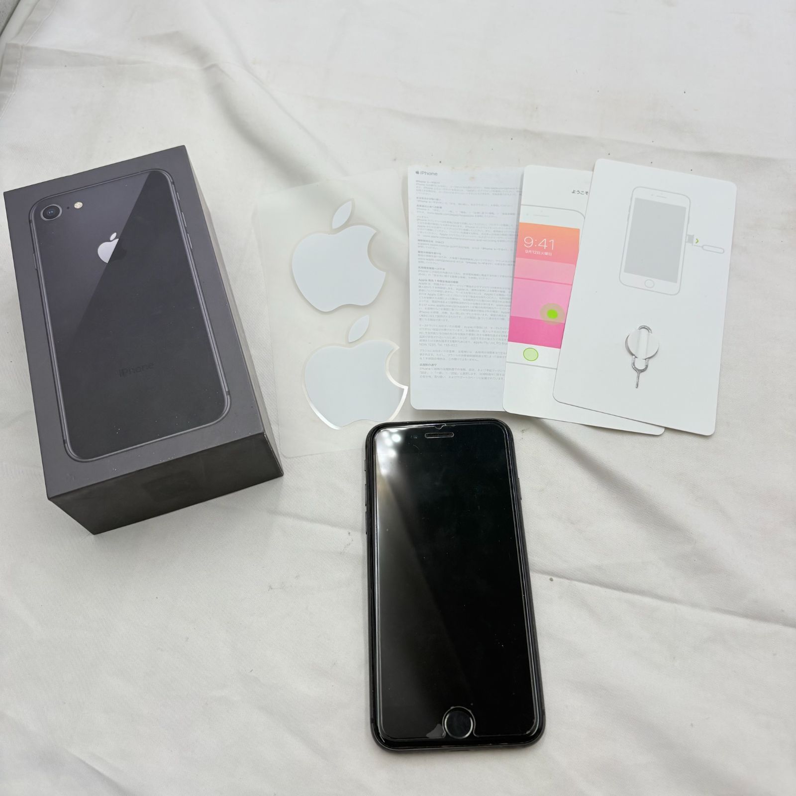 iPhone 8 64GB スペースグレイ au SIMロックなし - メルカリ