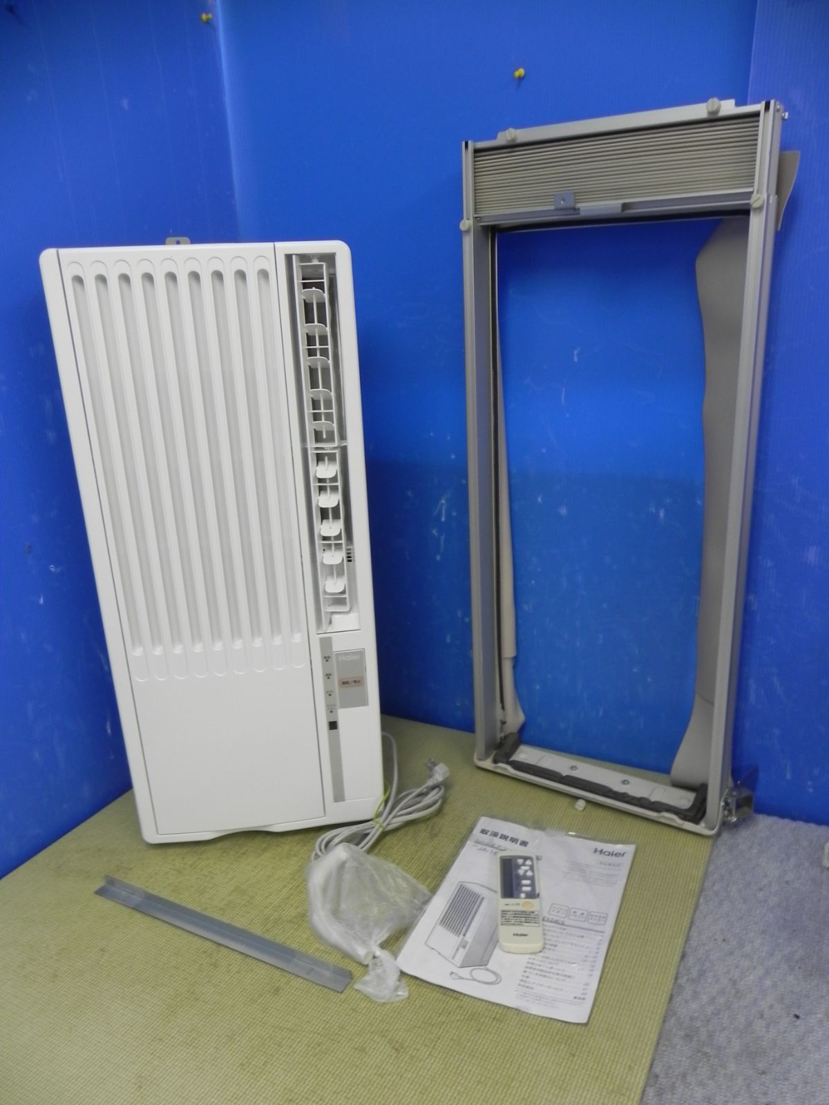 S910☆美品 Haier JA-16W 窓用エアコン 2022年製 動作品 送料無料 保証 