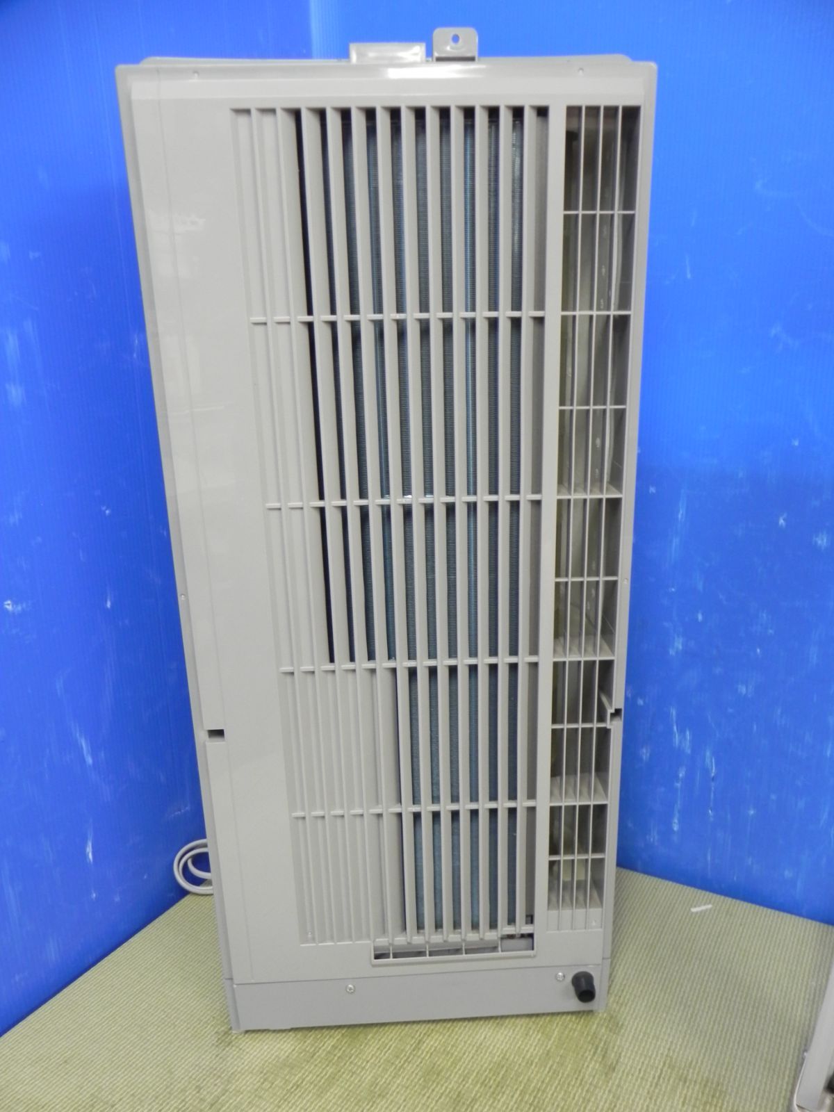 S910☆美品 Haier JA-16W 窓用エアコン 2022年製 動作品 送料無料 保証 