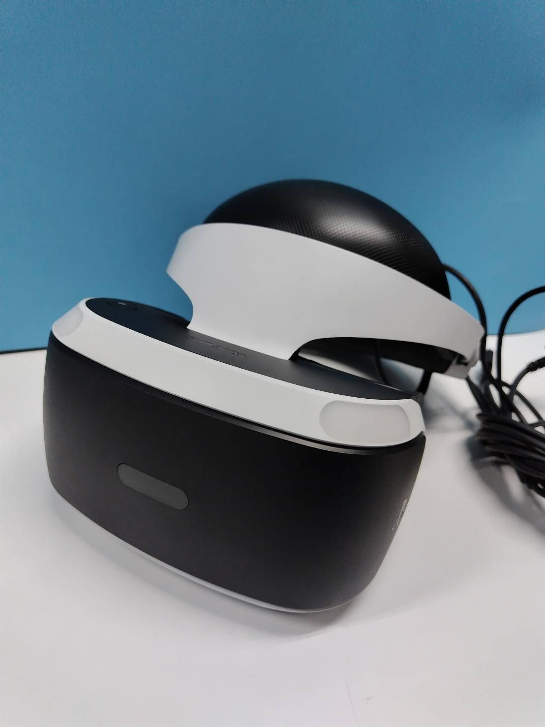 良品】PlayStation VR/PSVR/CUH-ZVR2/カメラ同梱版 - メルカリ