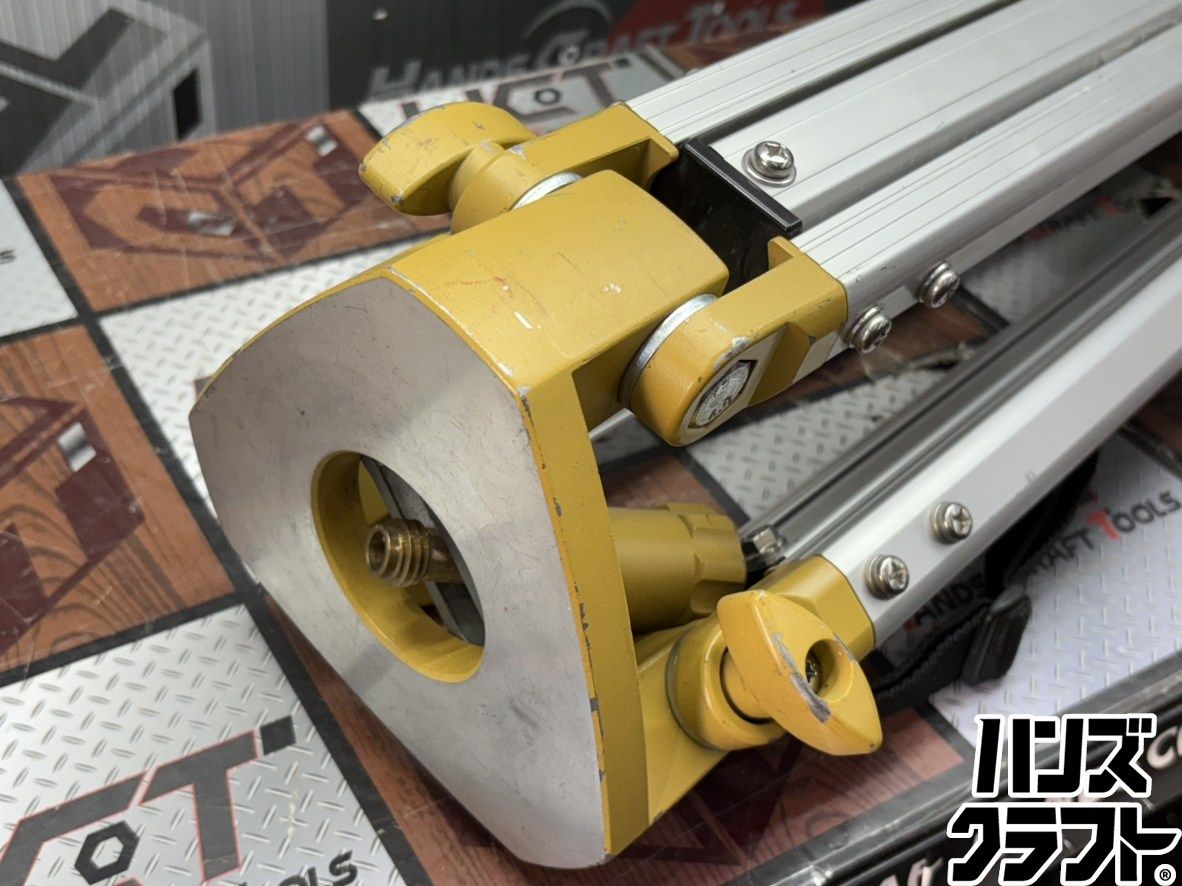 【中古】トプコン TOPCON AT-B2 オートレベル 三脚付き ※未校正の為ジャンク品扱い【ハンズクラフト佐賀】 〇【送料無料】トプコン AT-B2 オートレベル 三脚付き※未校正の為