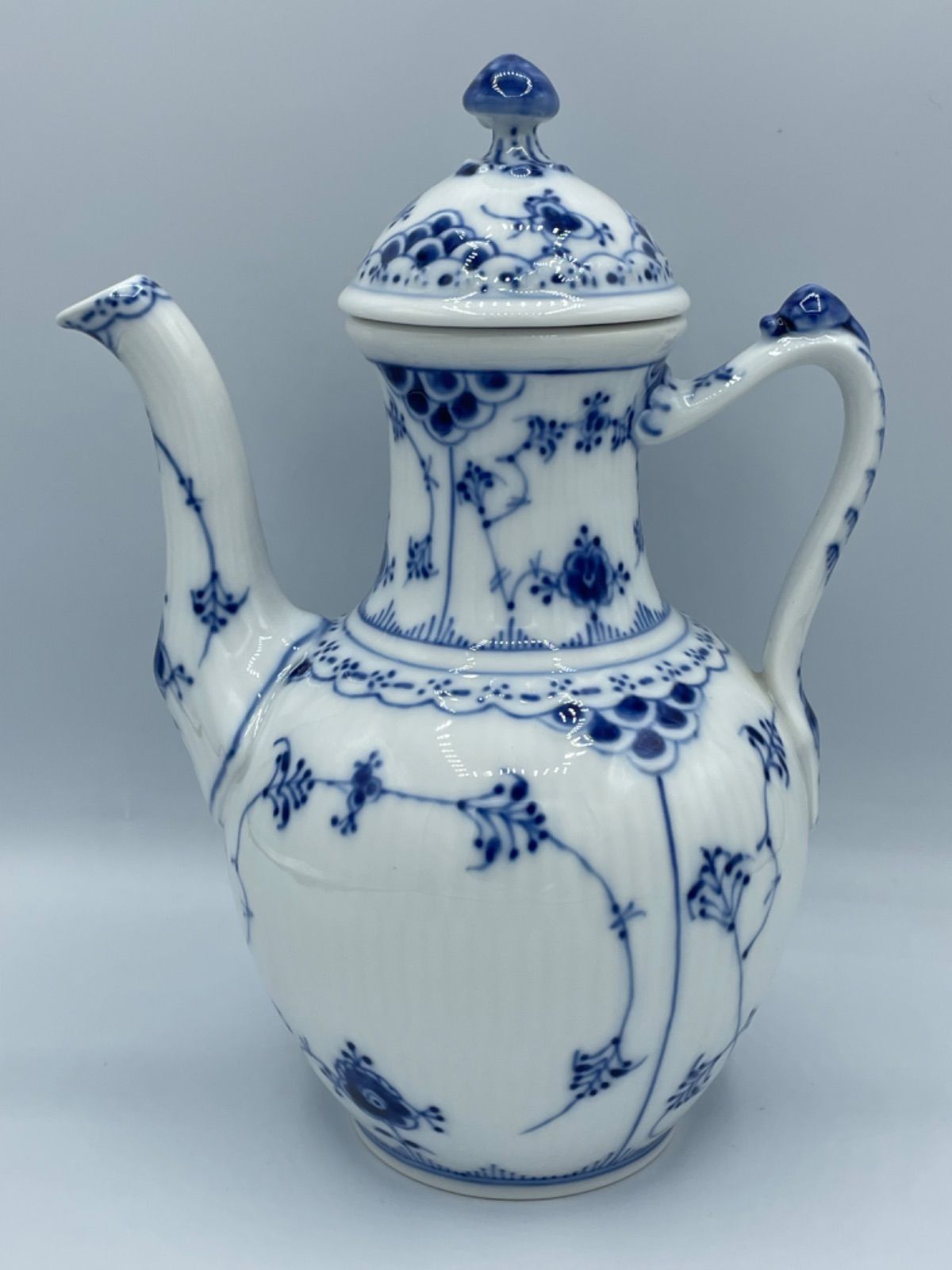 新品未使用 Royal Copenhagen ロイヤルコペンハーゲン Blue Fluted ブルーフルーテッド Plain Lace プレインレース ハーフレース コーヒーポット デンマーク製