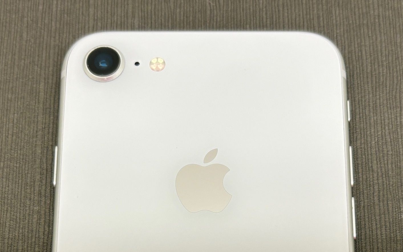 ジャンク】iPhone8 256GB シルバー simフリー -SA147- - メルカリ