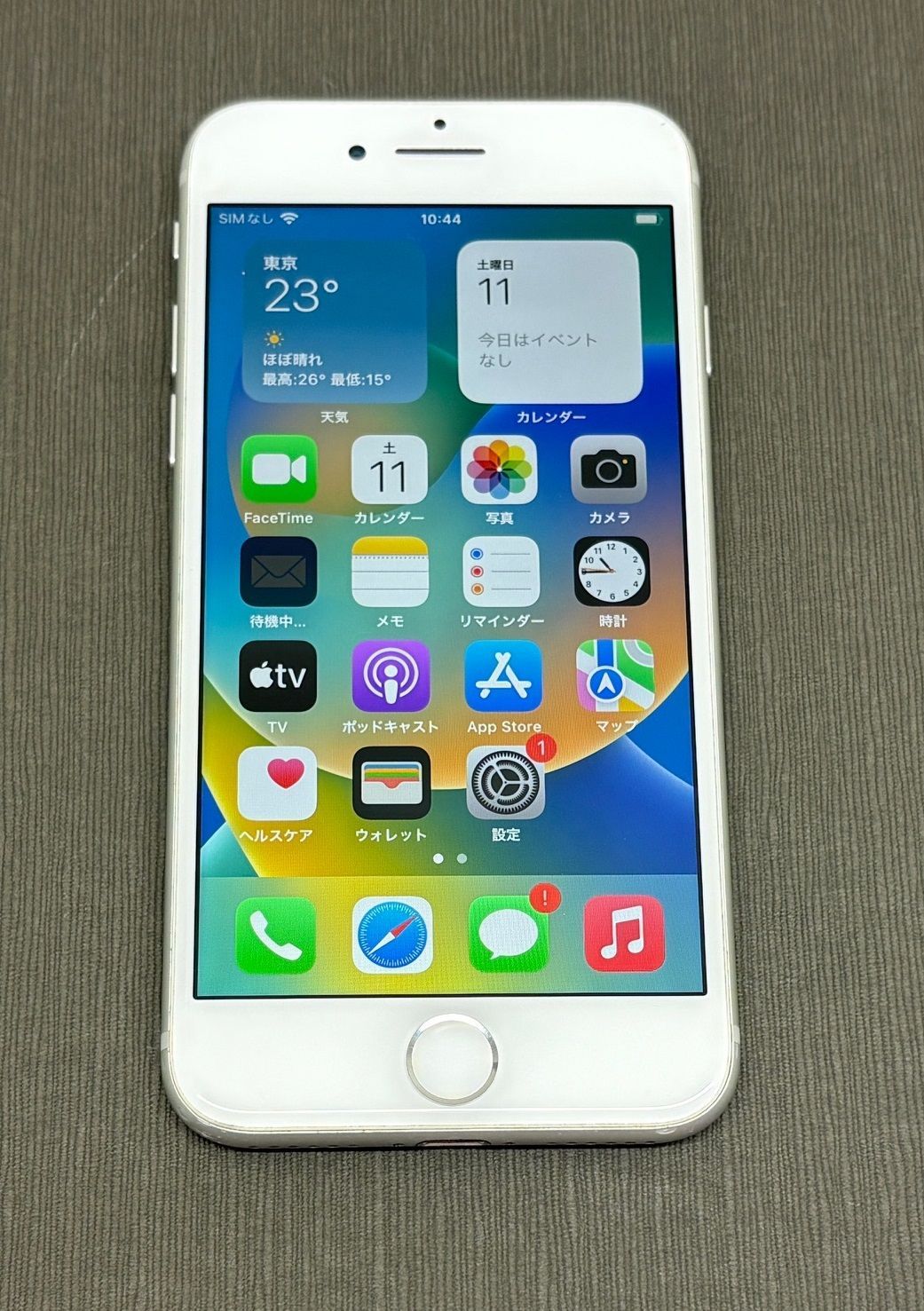 iPhone8 256GB ジャンク品 シルバー SIMフリー - メルカリ