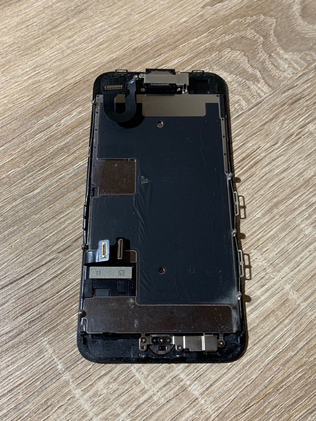 iPhone SE 2世代 レッド ジャンク品 - メルカリ