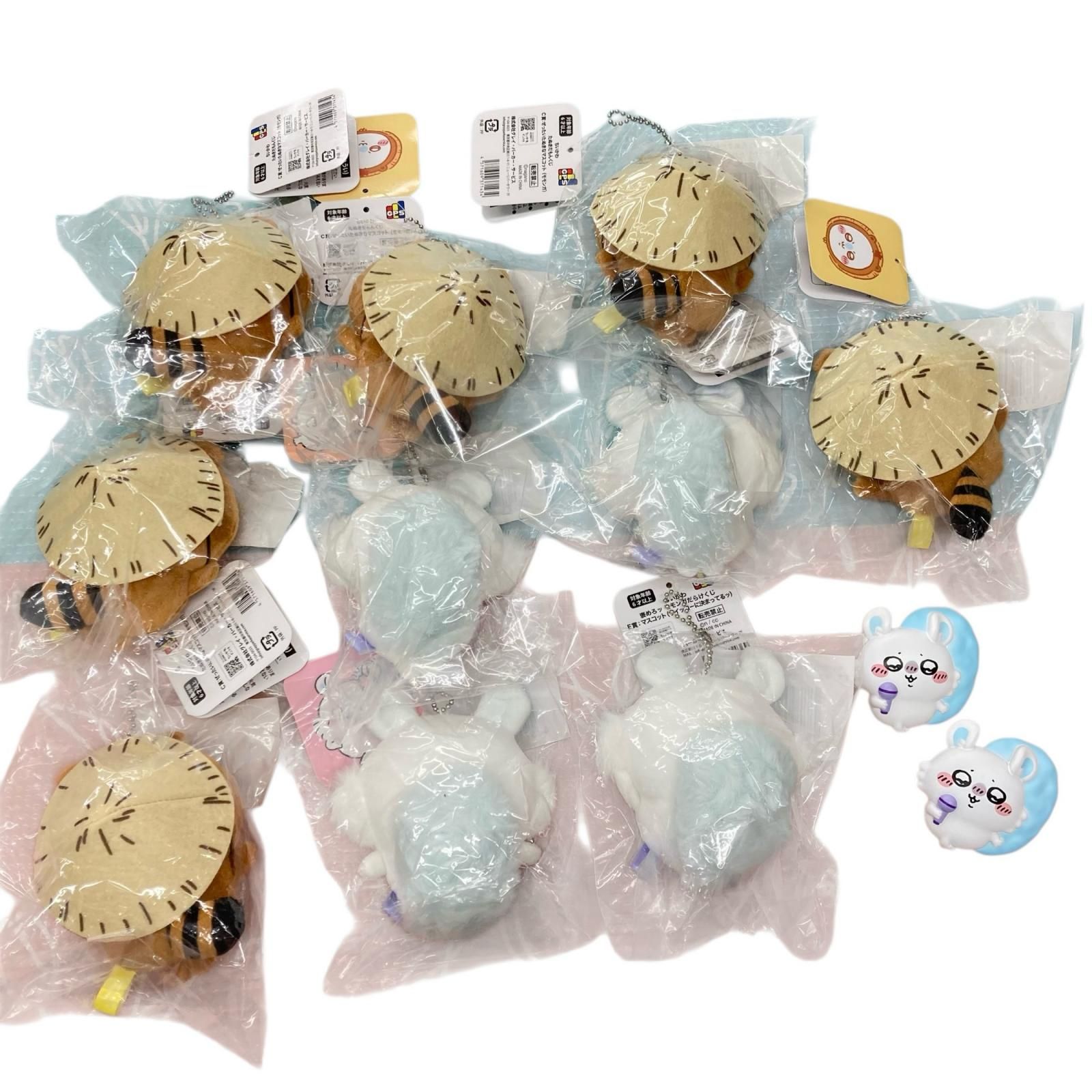 186001 新品未使用 ちいかわ たぬきだもんくじ C賞 モモンガだらけくじ 