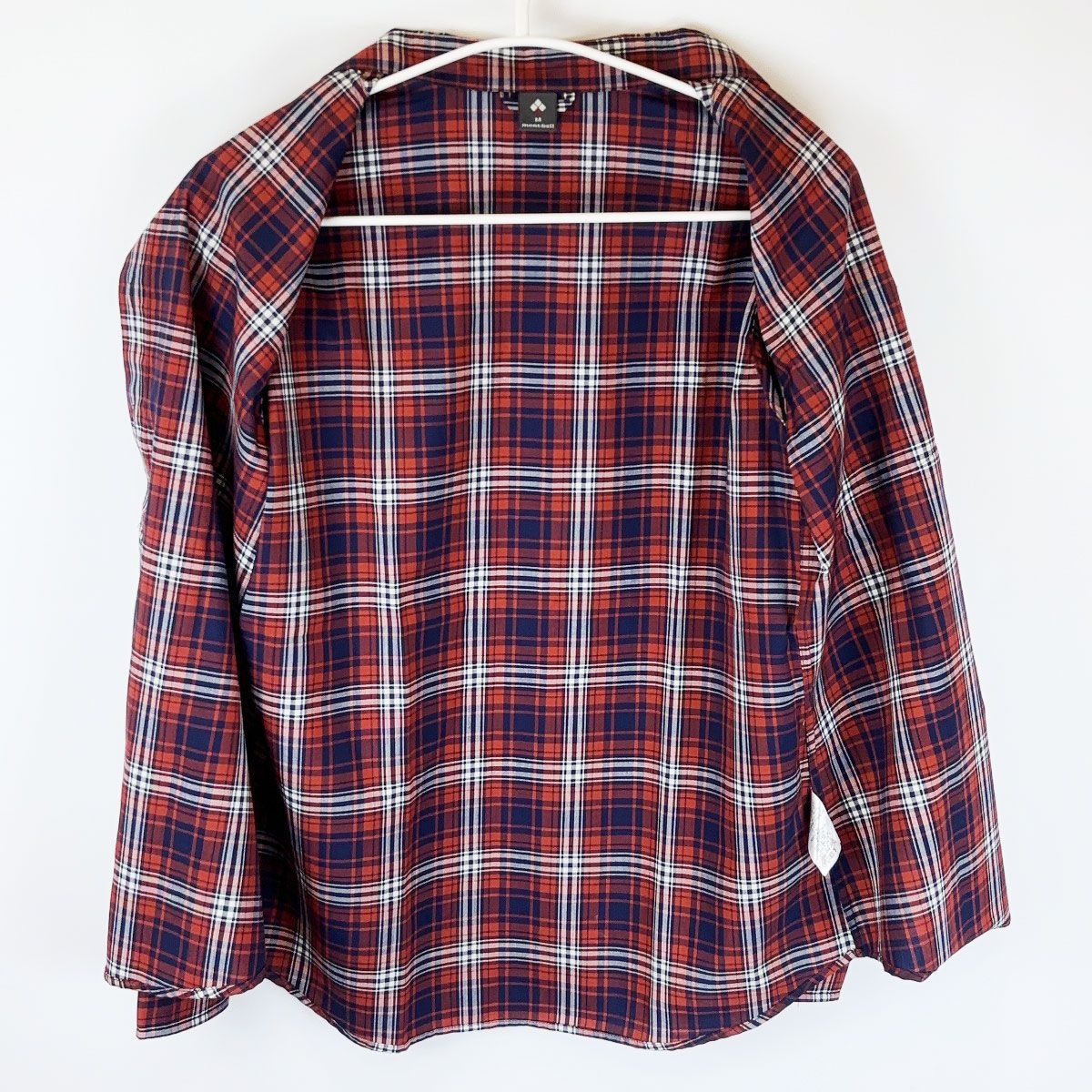 【中古・未使用品】モンベル メリノウール ライト ロングスリーブシャツ M レッド 1114622 レディース mont-bell 登山 トレッキング 中古・未使用品】モンベル メリノウール ライト ロングスリーブシャツ