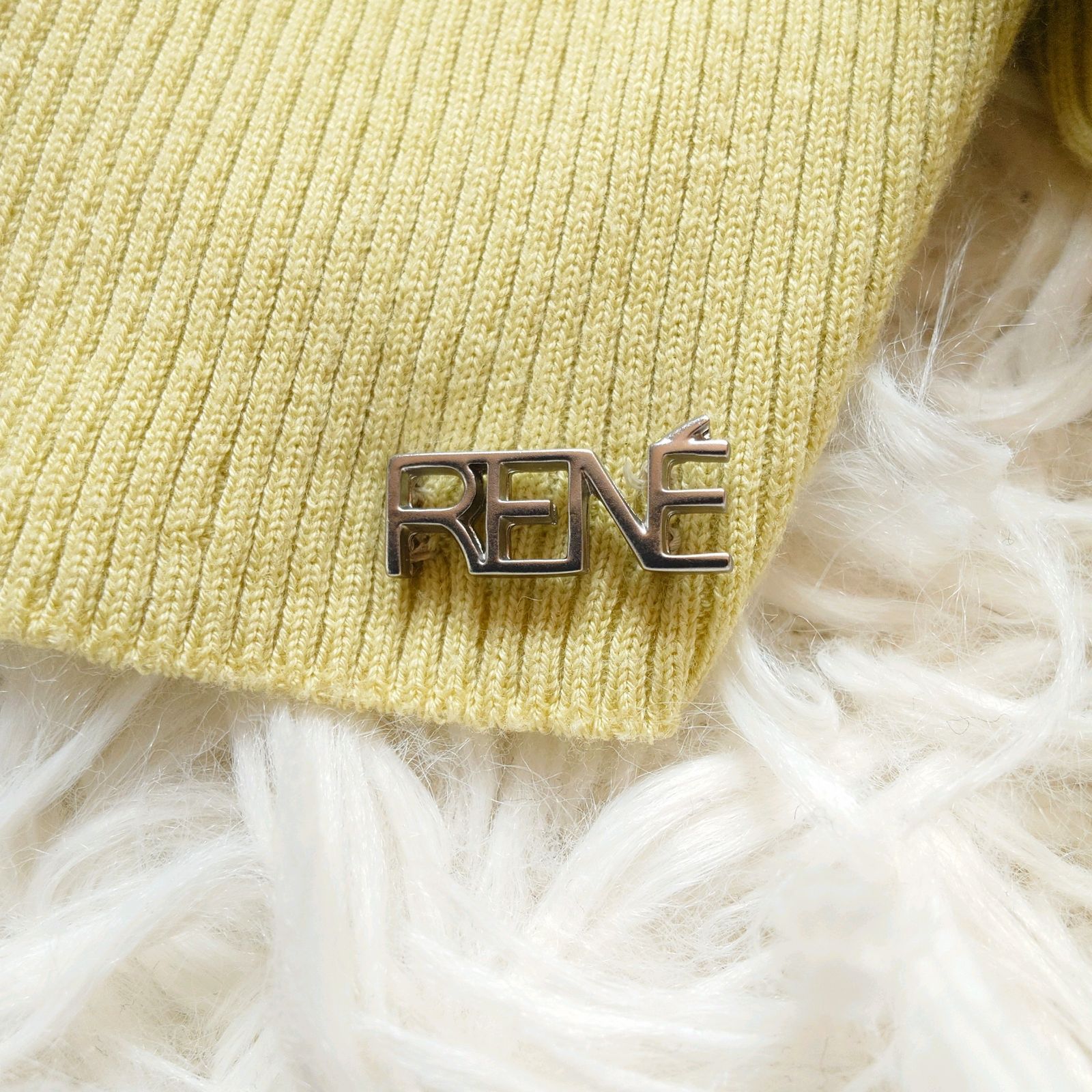 ルネ Rene サマーニット カーディガン シルバーロゴ カメリアボタン 