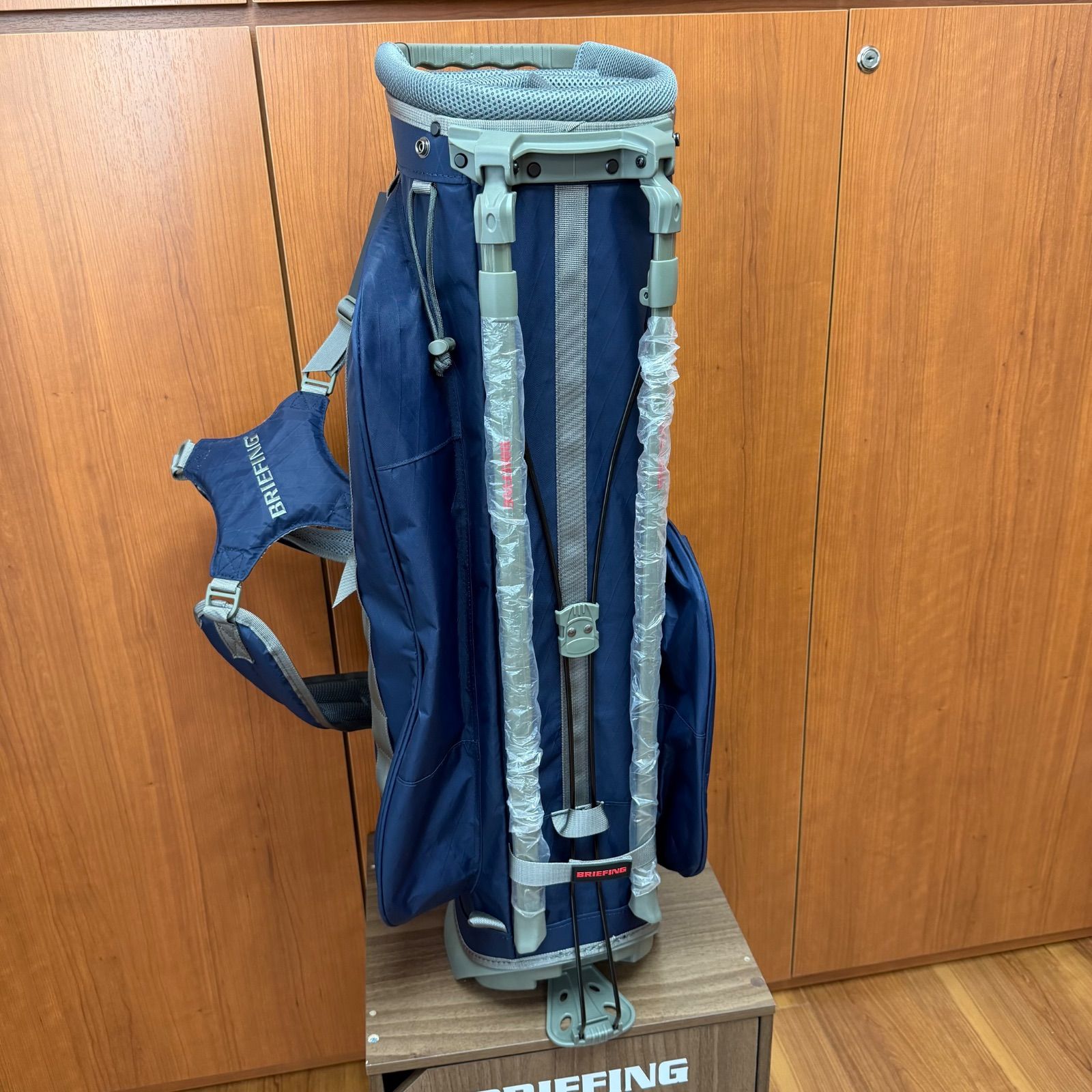新品・未使用】限定モデル BRIEFING GOLF キャディバッグ CR-4 #02 XP