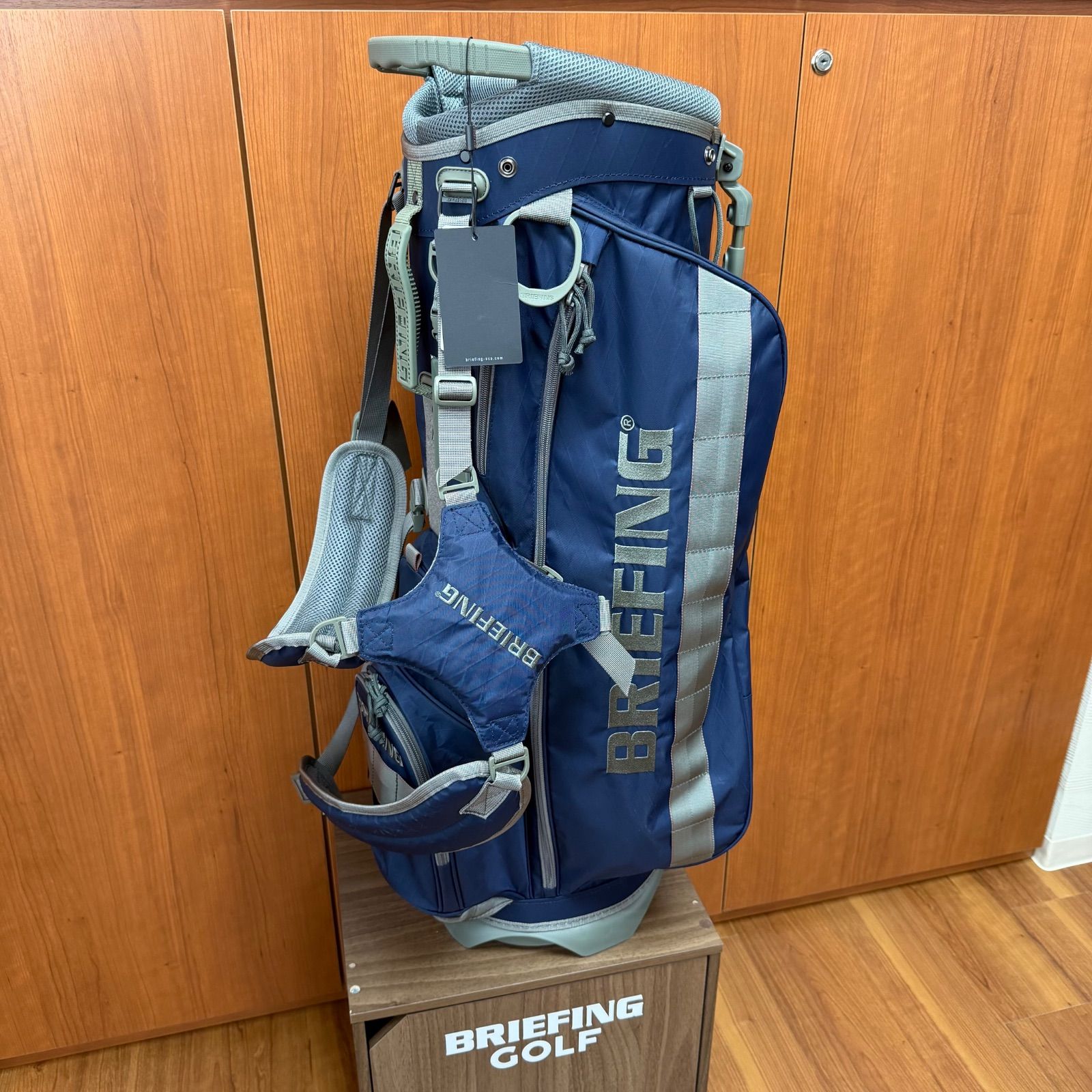 新品・未使用】限定モデル BRIEFING GOLF キャディバッグ CR-4 #02 XP 