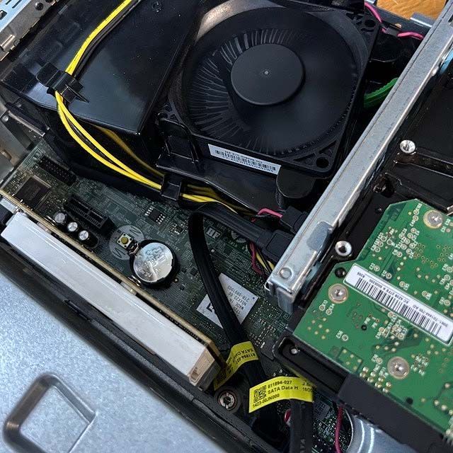 特価品◇ちょいゲーに♪RyzenコンパクトゲーミングPC】フォートナイト