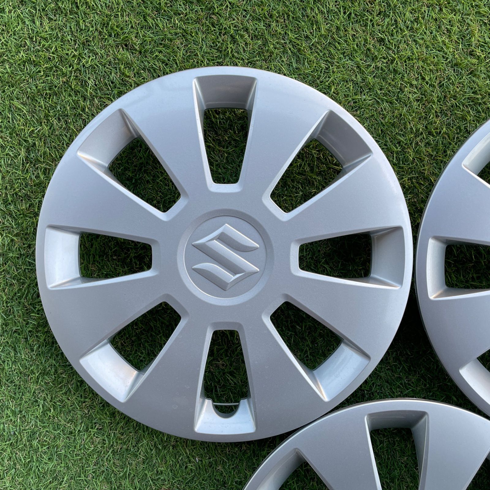 美 品】SUZUKI スズキ エブリイ 純正ホイールキャップ 1台分4枚 12 