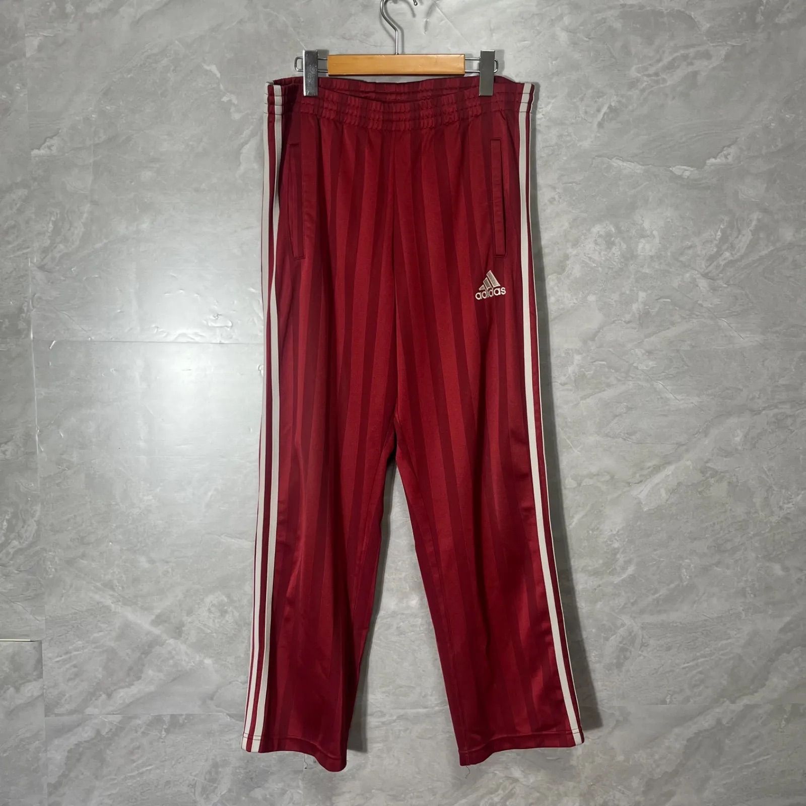 アディダス adidas トラック パンツ ジャージ 赤 M - メルカリ