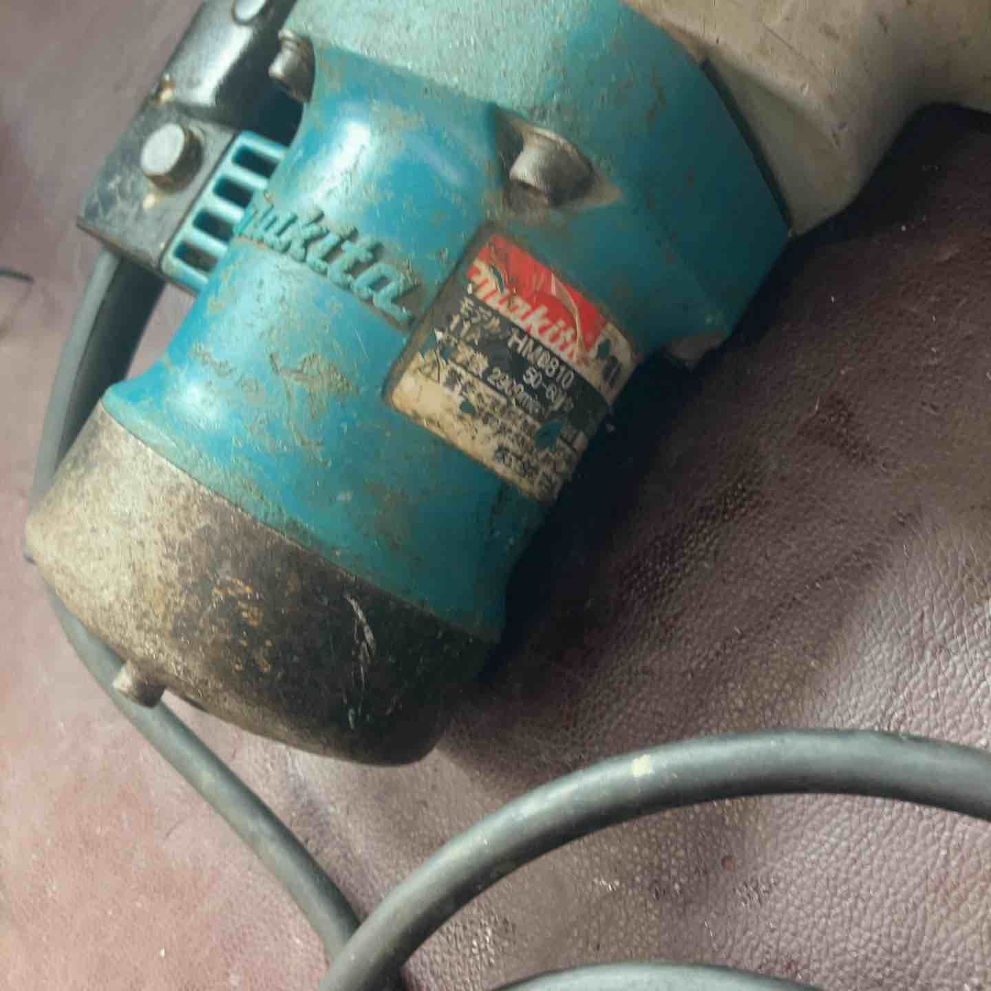 中古品】 マキタ(makita) 電動ハンマ HM0810 【東大和店】 - メルカリ
