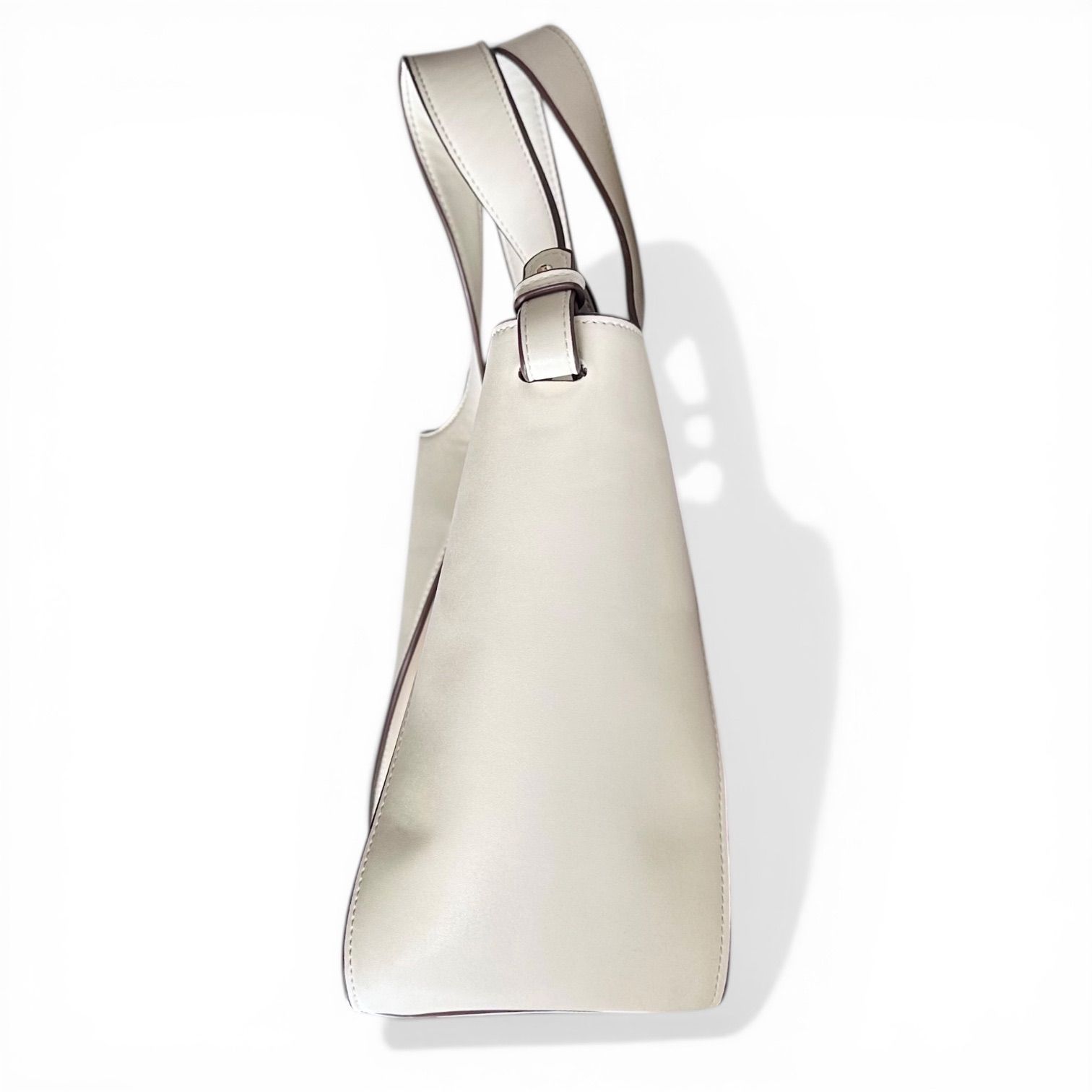 美品】STELLA McCARTNEY ステラマッカートニー パンチングロゴ クロス 