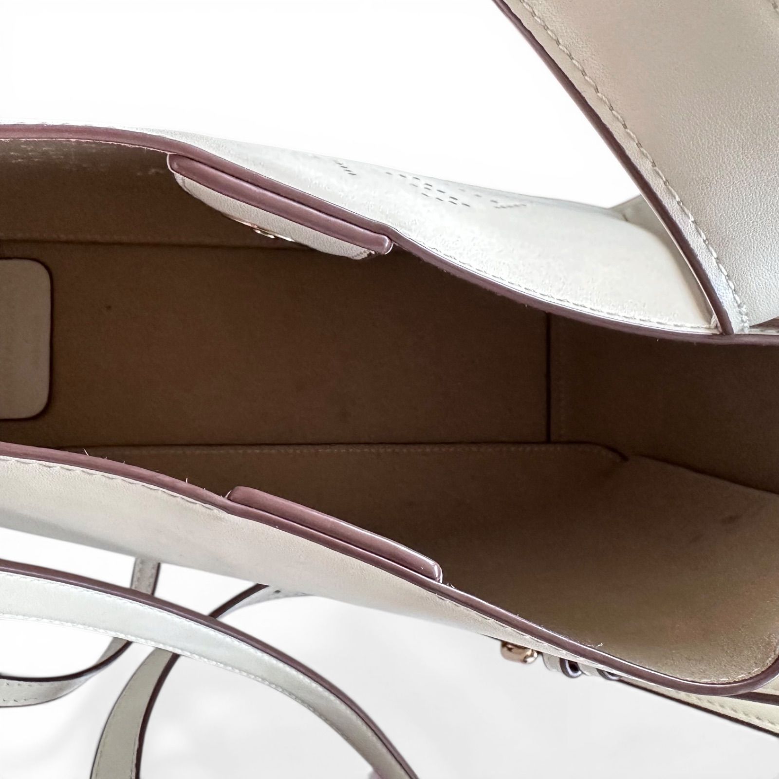 美品】STELLA McCARTNEY ステラマッカートニー パンチングロゴ クロス 