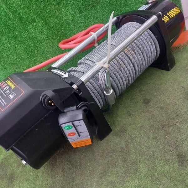 店頭引取限定 未使用】Electric Winch 電動ウィンチ 10000lbs【野田 
