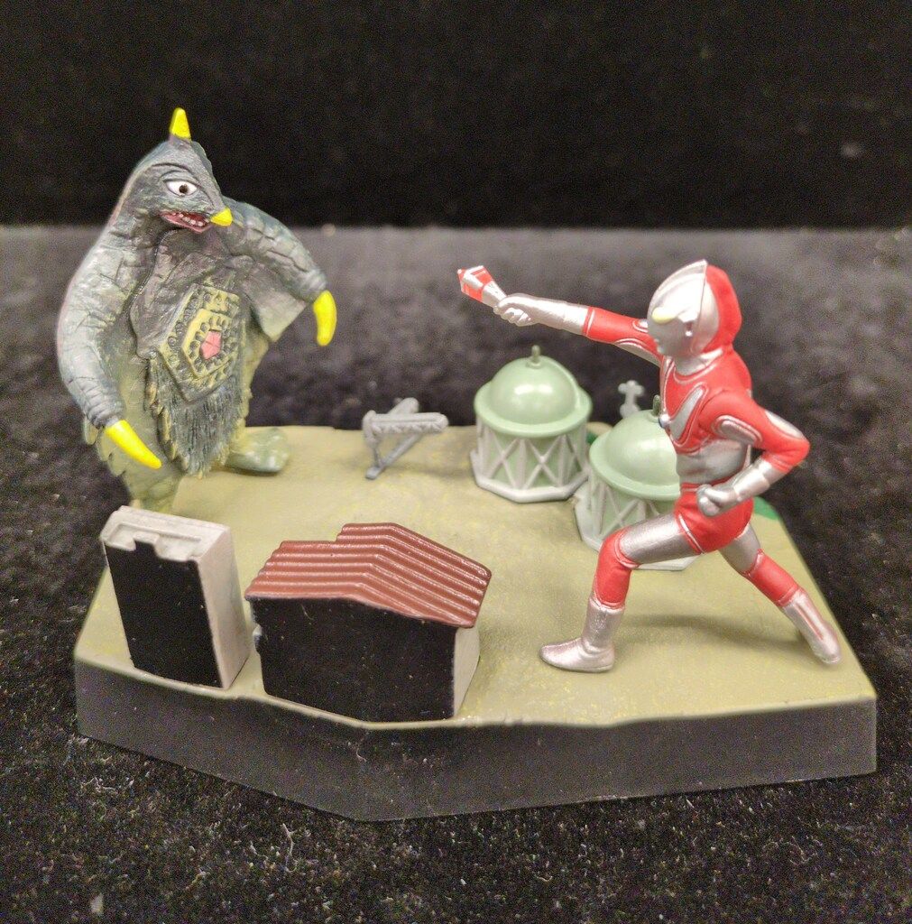バンダイ ウルトラ怪獣戯画 名鑑シリーズ 帰ってきたウルトラマン対