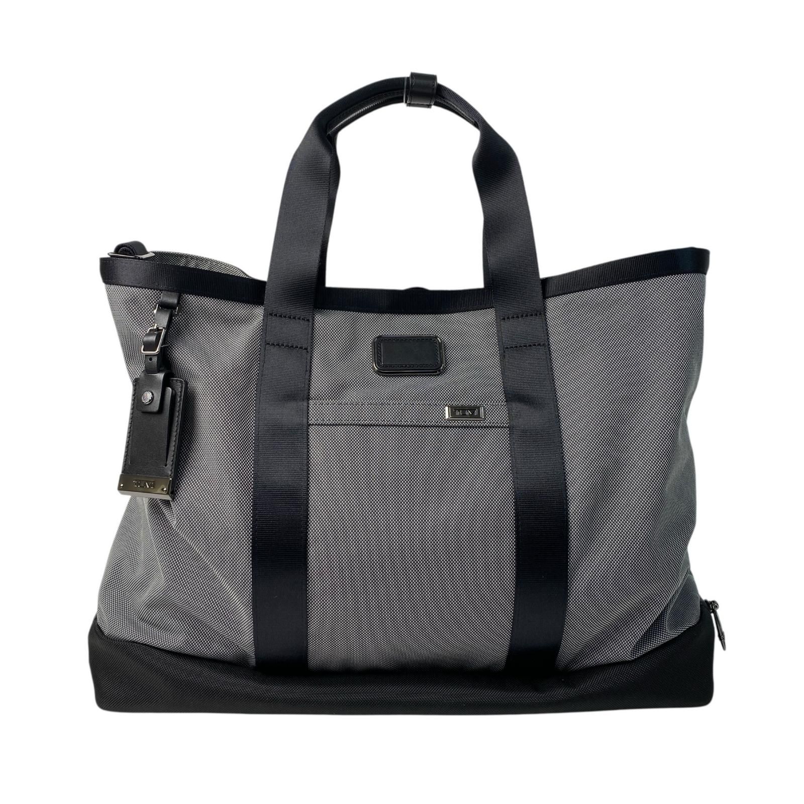 美品 TUMI トゥミ ￼ALPHA キャリーオール トートバッグ 大容量 メンズ 