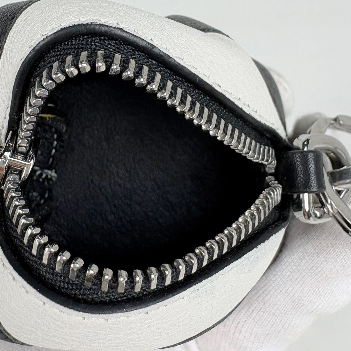 ロエベ LOEWE パンダ チャーム キーホルダー バッグチャーム レザー 