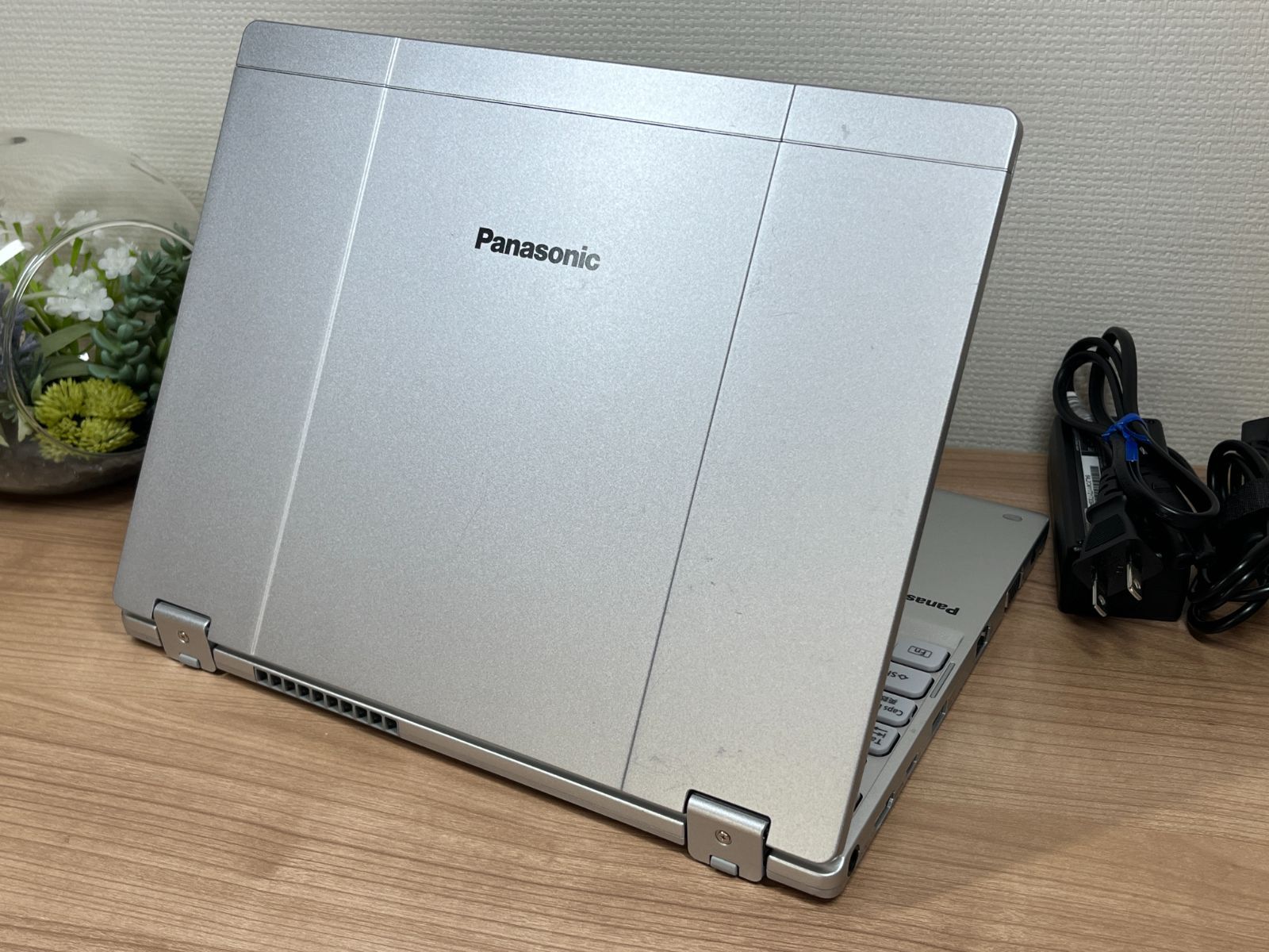 美品・LTE】CF-QV9 第10世代 i5 256GB Office2024 - メルカリ