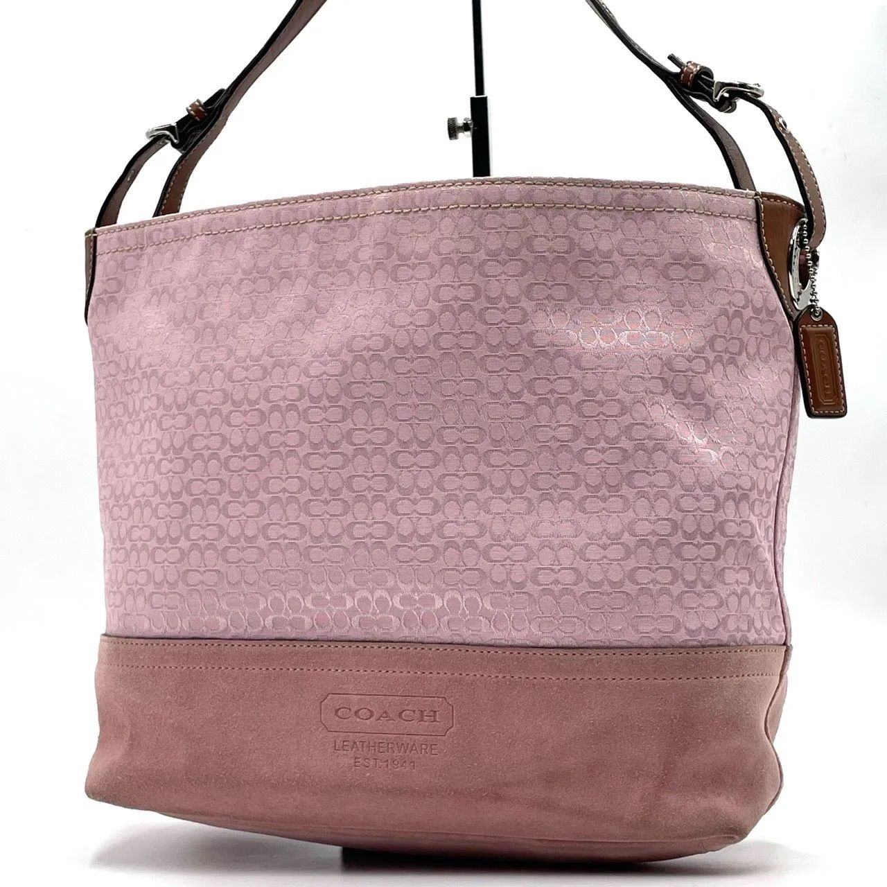 COACH シグネチャー ワンショルダーバッグ ホーボー チャーム Y2K 人気 COACH コーチ ショルダーバッグ ワンショルダー ホーボー Y2K